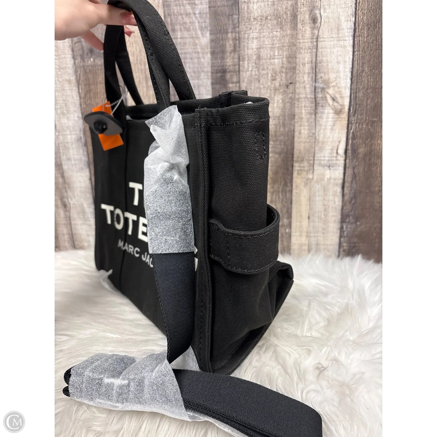 Tote Luxury Designer By Marc Jacobs, Size: Medium