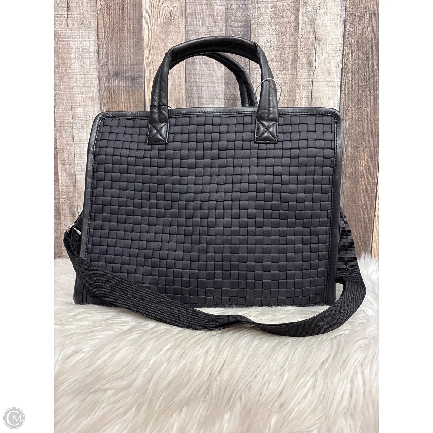 Crossbody By Mz Wallace, Size: Large