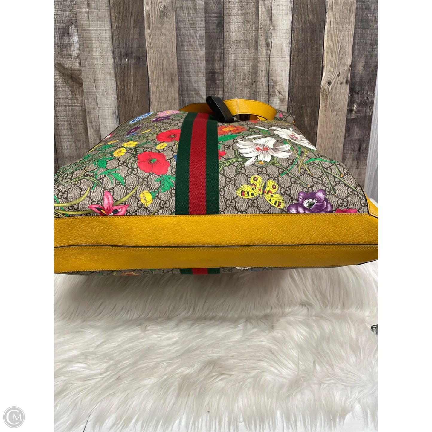 Tote Luxury Designer By Gucci, Size: Large