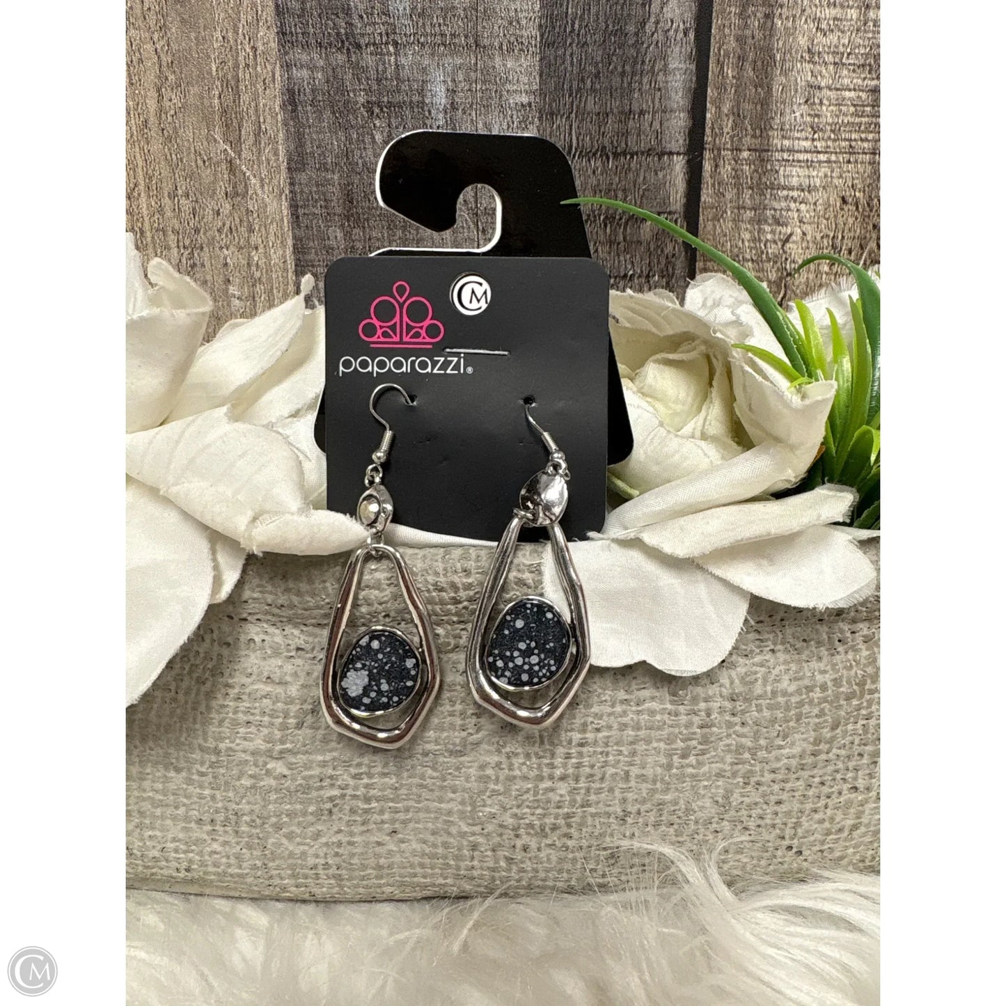 Earrings Statement By Paparazzi