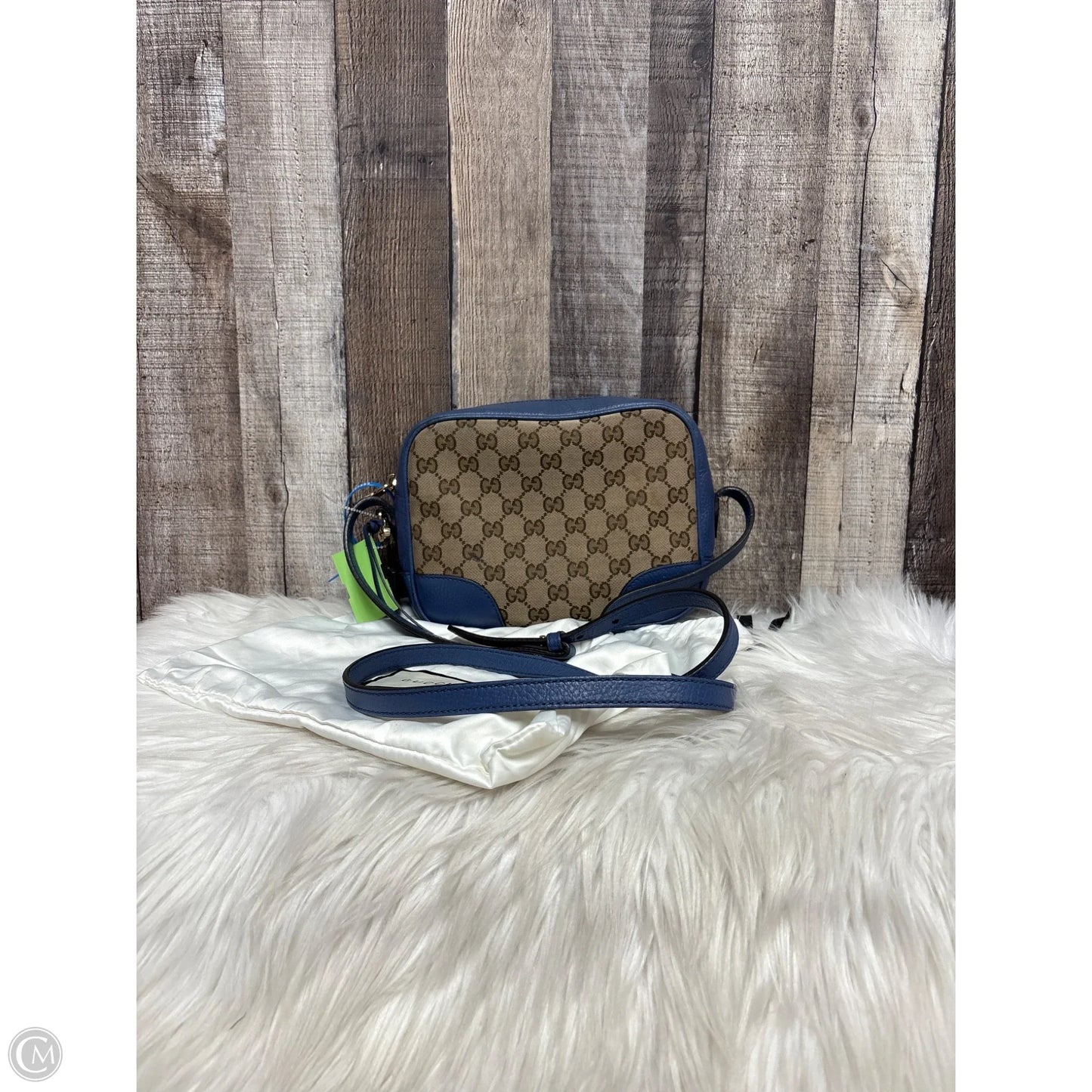 Crossbody Luxury Designer By Gucci, Size: Small