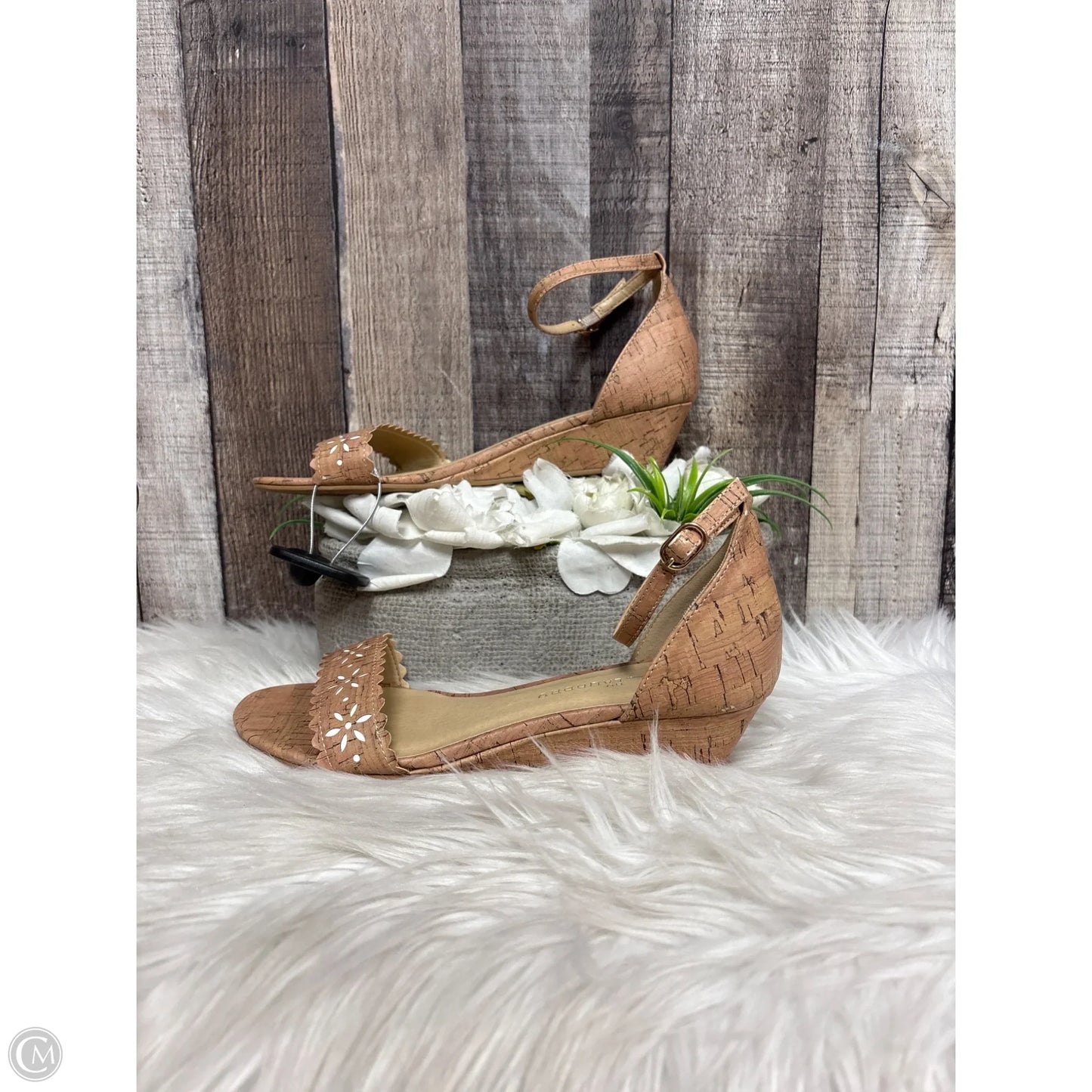 Sandals Heels Wedge By Chinese Laundry In Brown, Size: 7