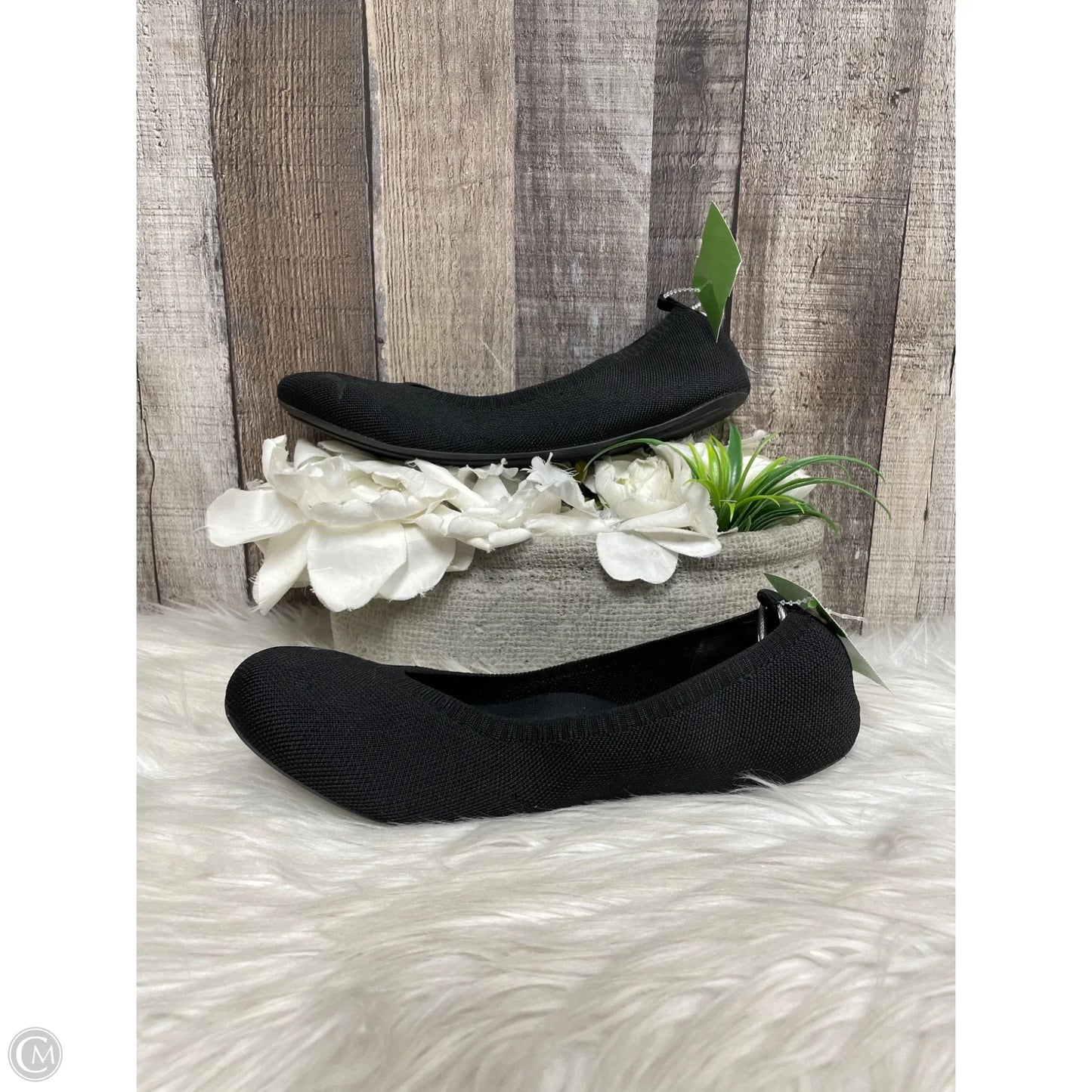 Shoes Flats By Puma In Black, Size: 8