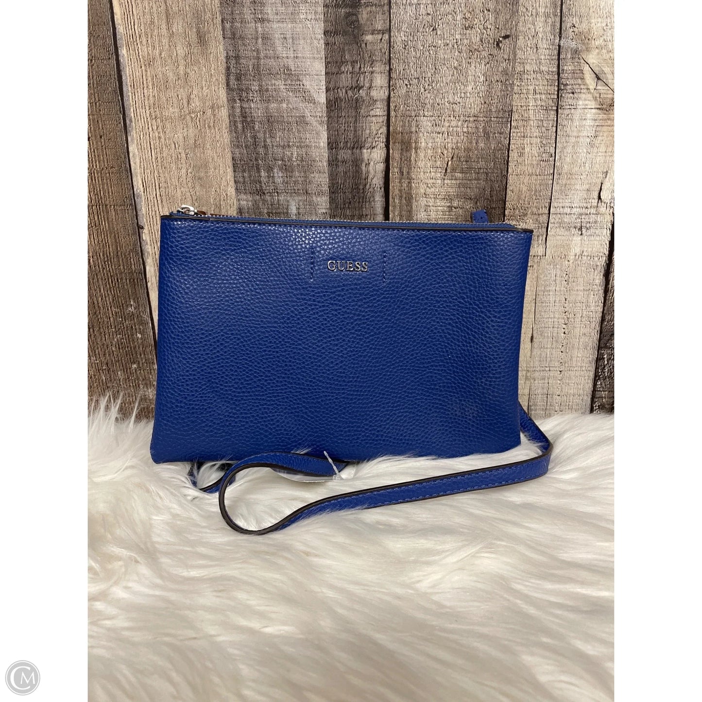 Crossbody By Guess, Size: Medium