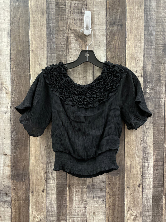 Top Short Sleeve By She + Sky  Size: S
