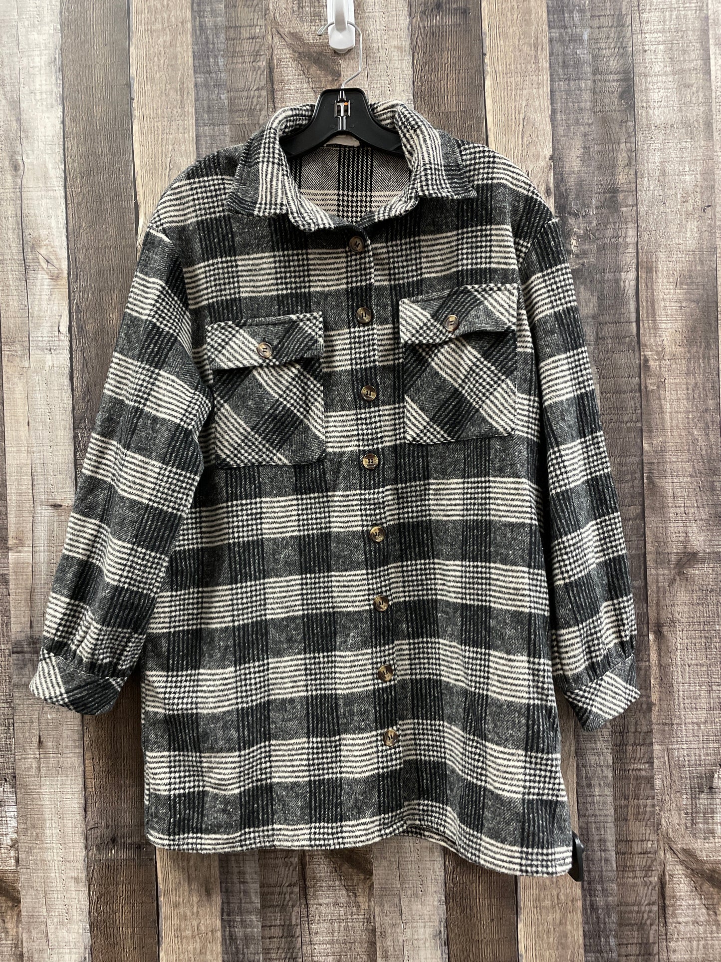 Jacket Shirt By Entro In Plaid, Size: M