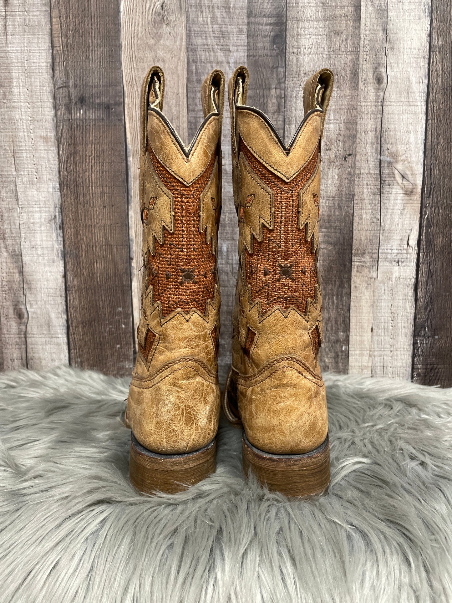 Boots Western By Corral  Size: 6