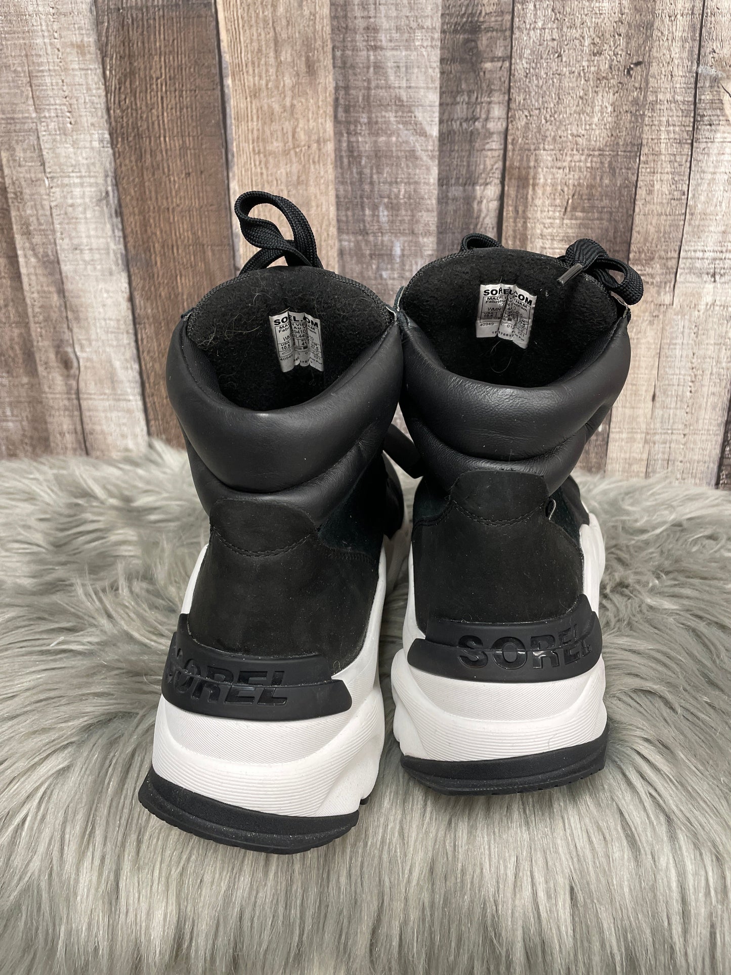 Boots Snow By Sorel  Size: 10.5