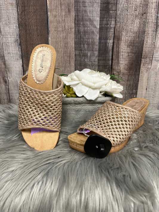 Sandals Heels Wedge By Bare Traps  Size: 8