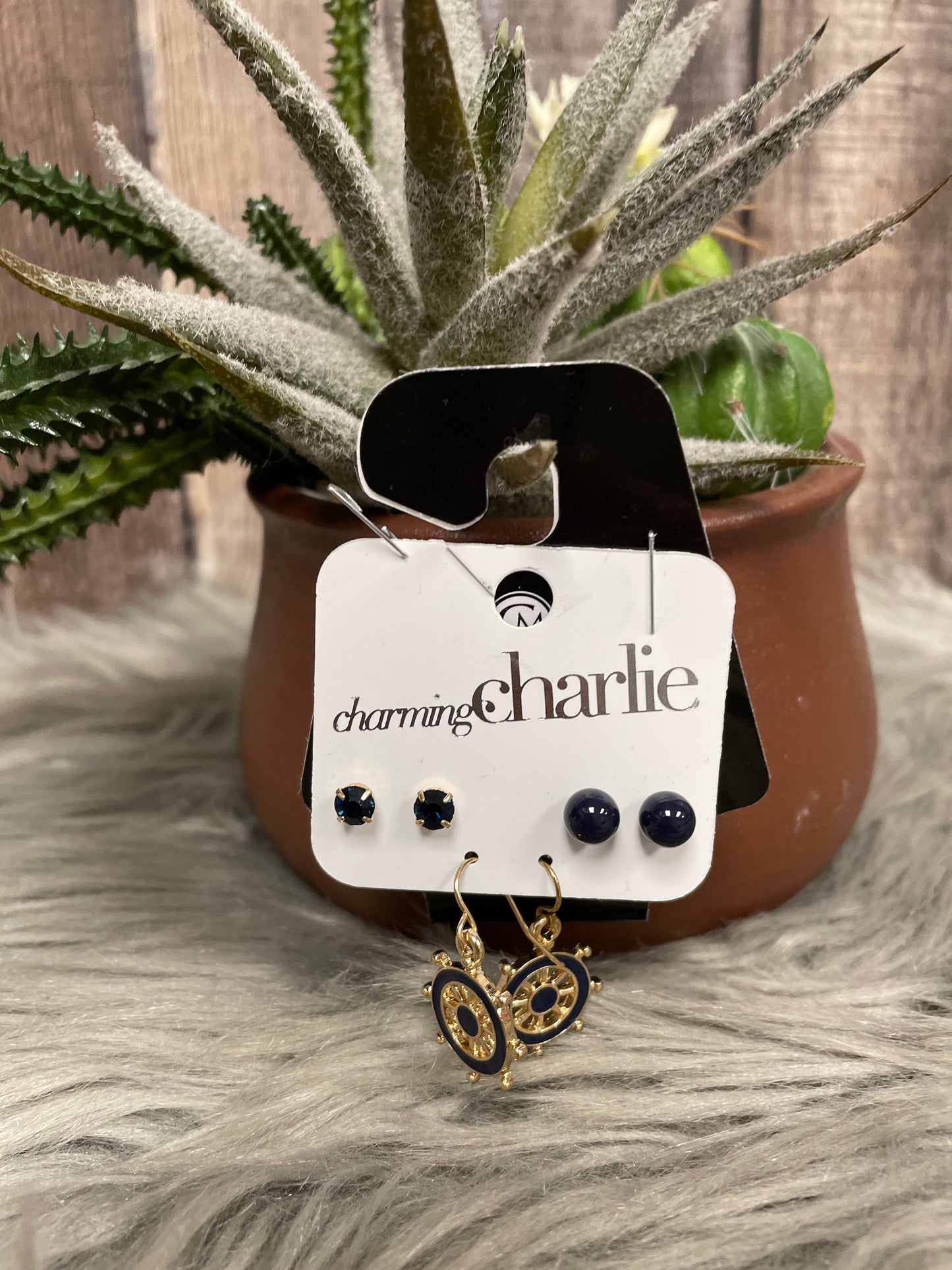 Earrings Other Charming Charlie, Size 03 Piece Set