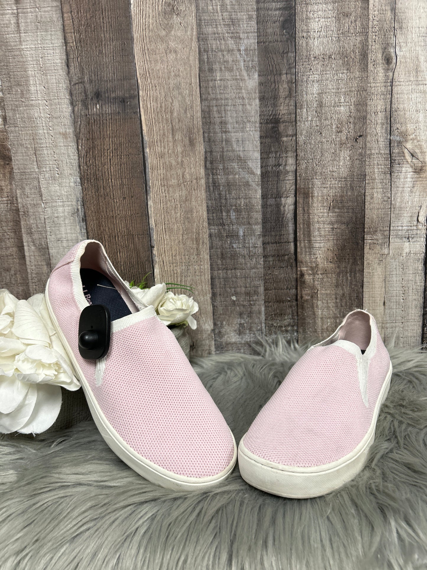 Pink Shoes Sneakers L.l. Bean, Size 8