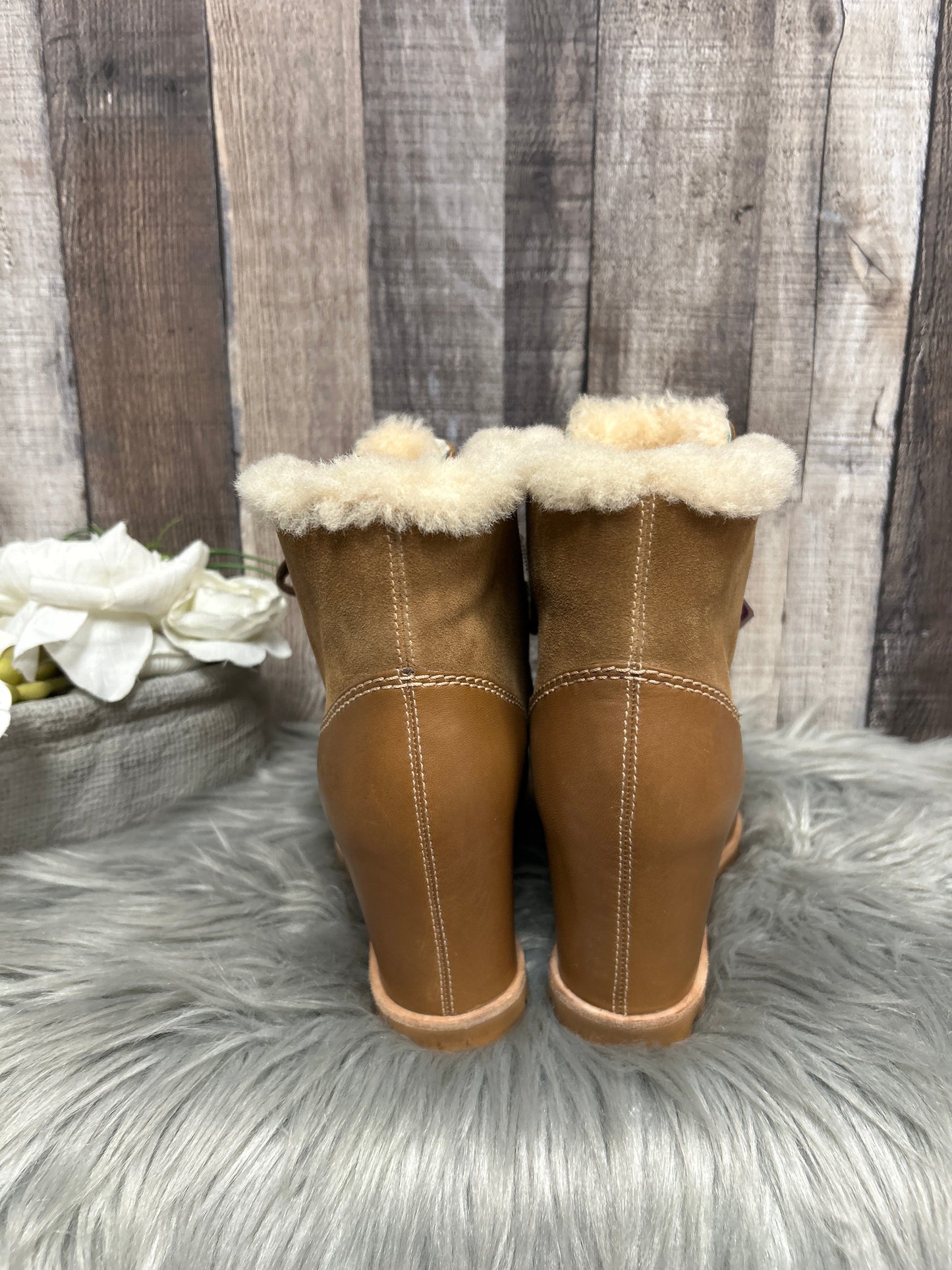 Brown Boots Ankle Heels Ugg, Size 8.5