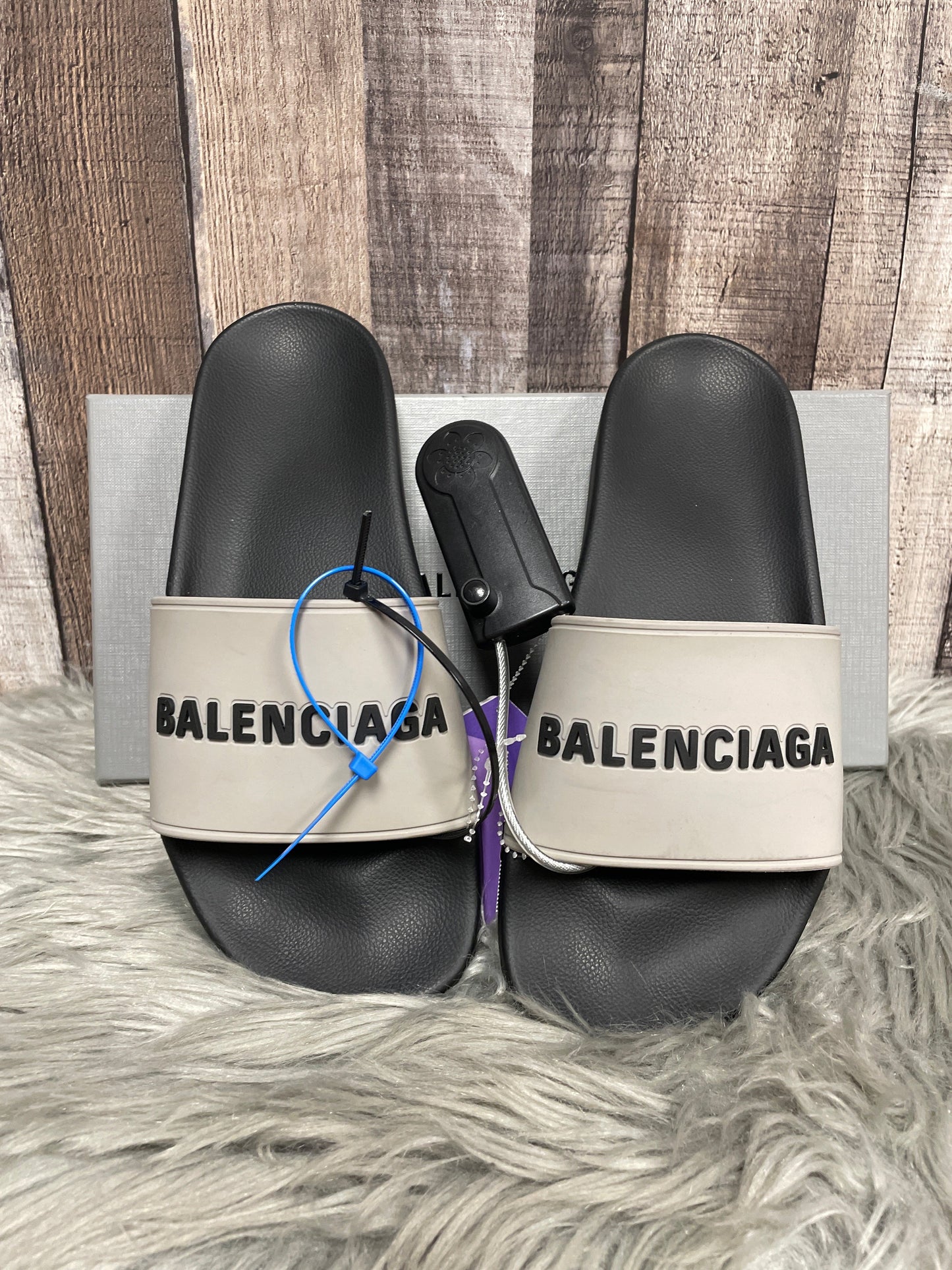 Grey Sandals Luxury Designer Balenciaga, Size 9.5