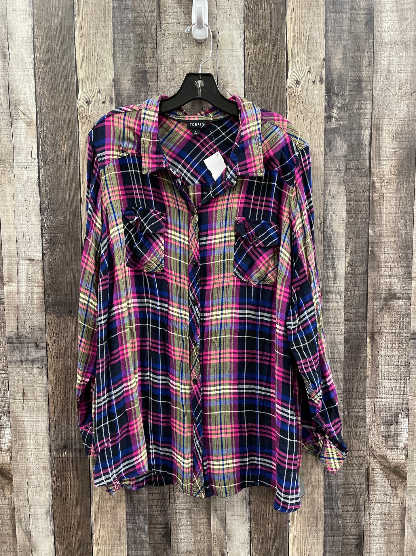 Top Long Sleeve By Torrid In Plaid Pattern, Size: 4x