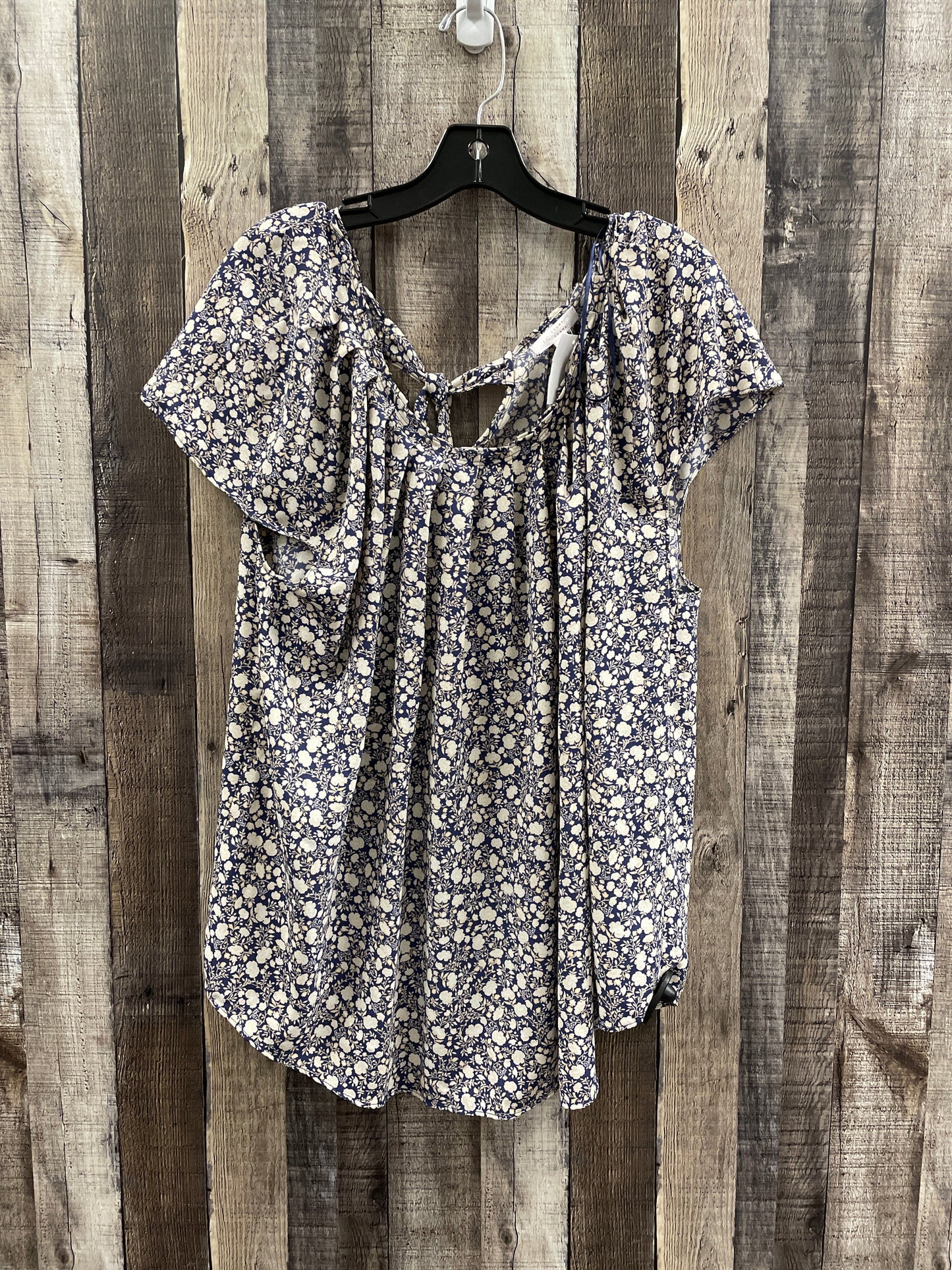 Top Short Sleeve By Lc Lauren Conrad In Floral Print, Size: 2x