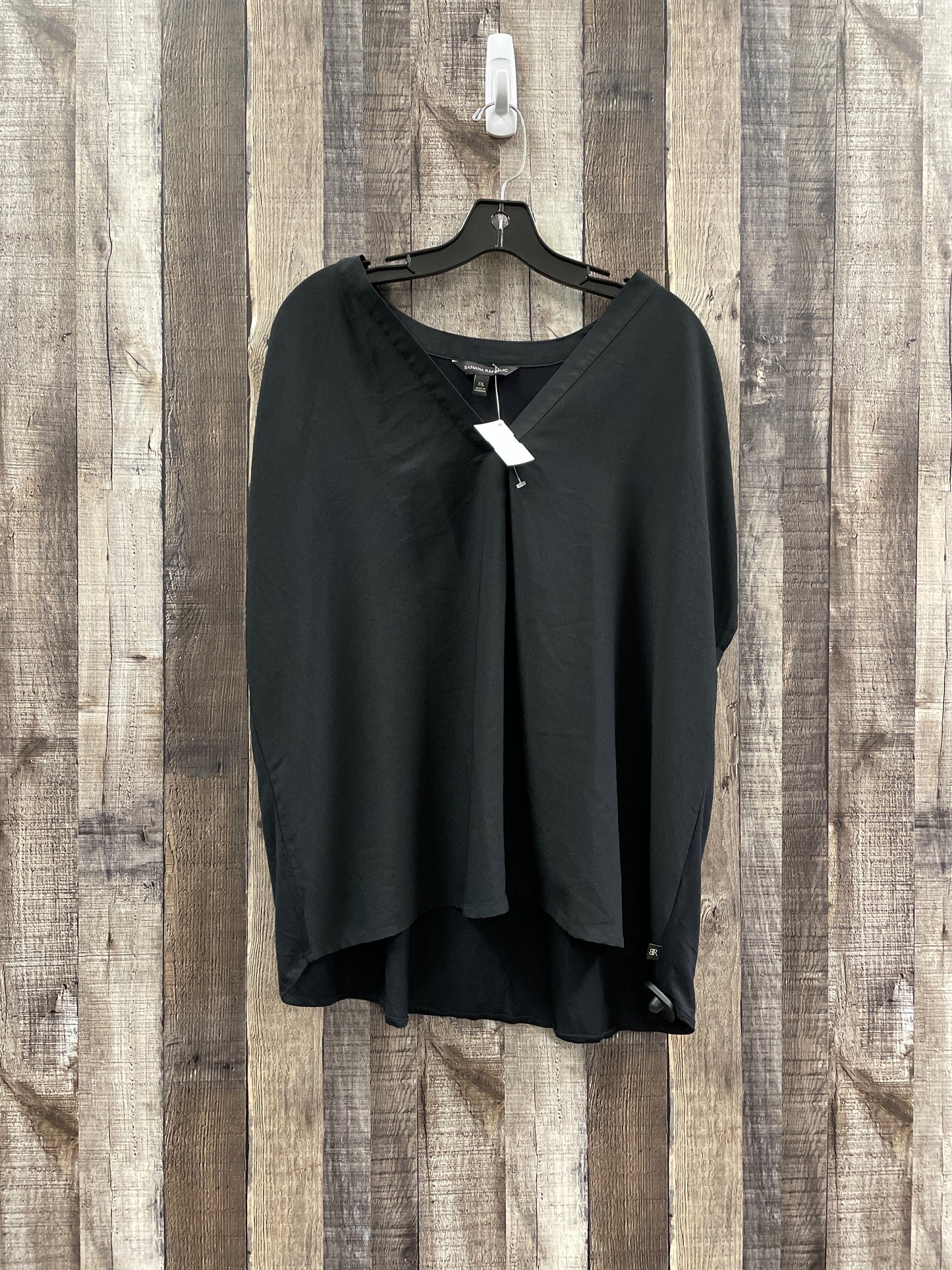 Top Sleeveless By Banana Republic In Black, Size: Xxl