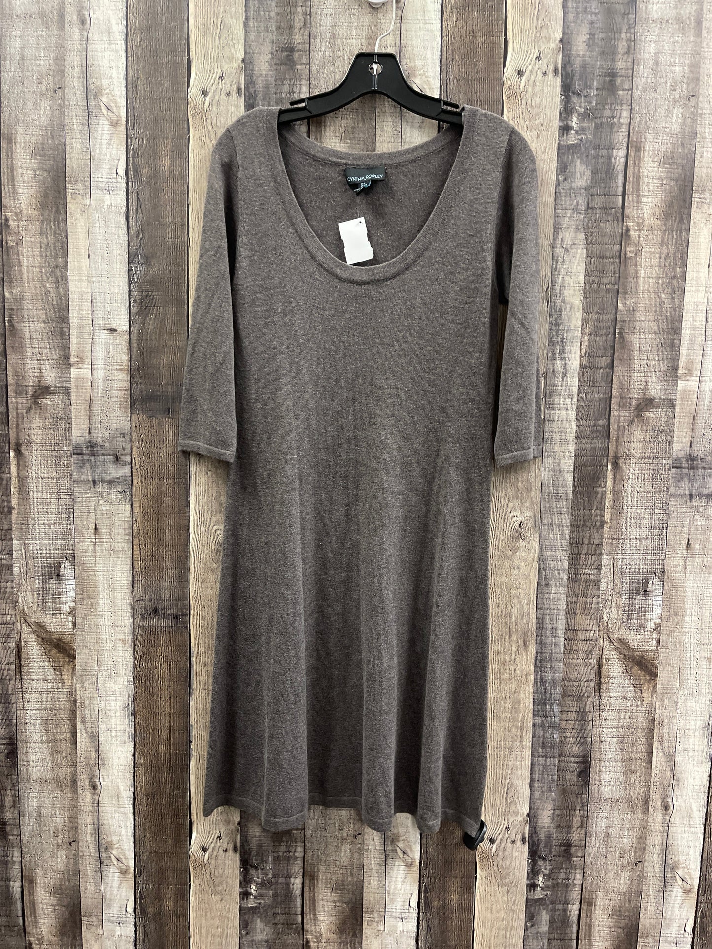 Dress Casual Short By Cynthia Rowley In Grey, Size: M