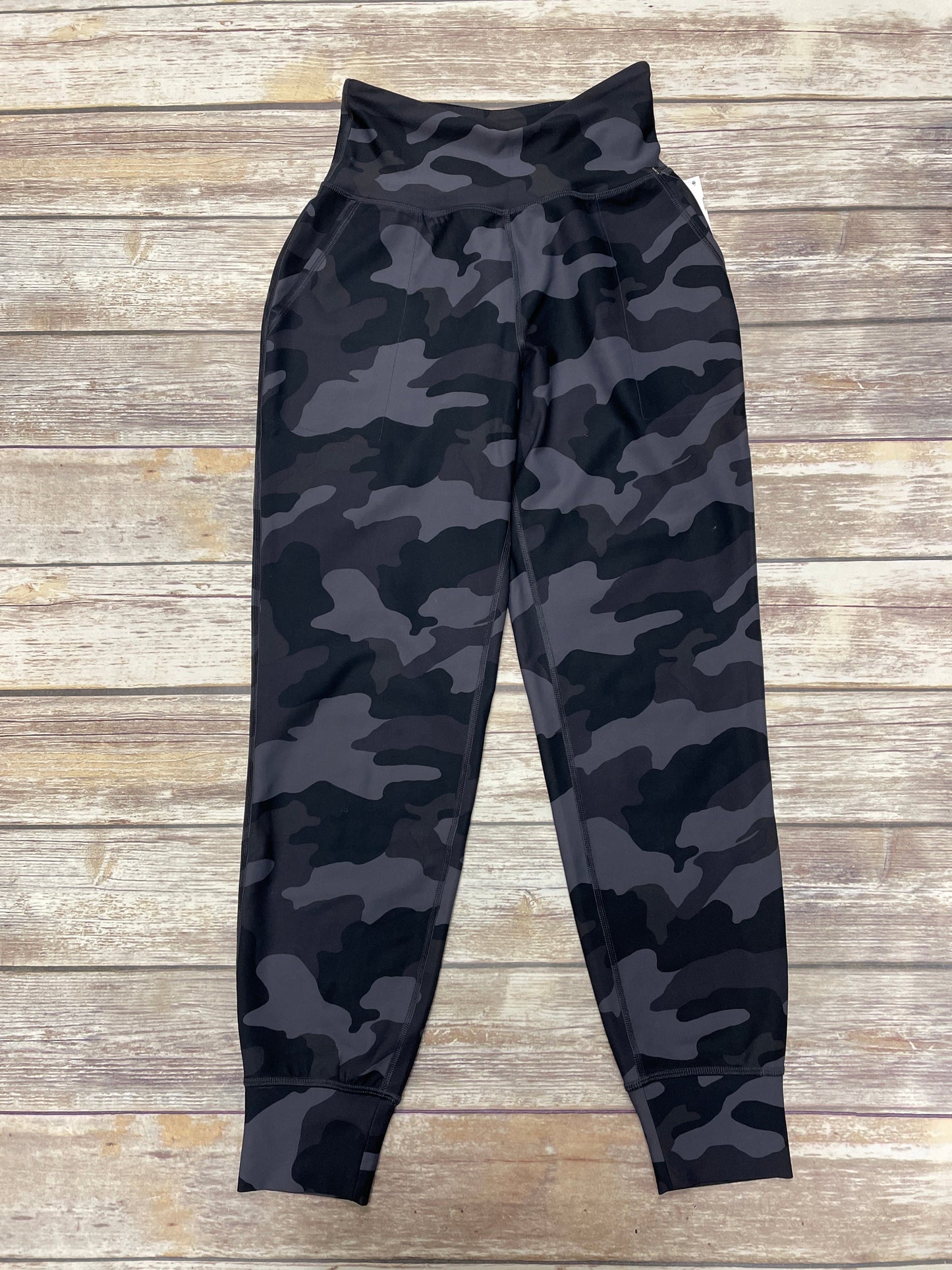 Athletic Leggings By Old Navy In Camouflage Print, Size: S