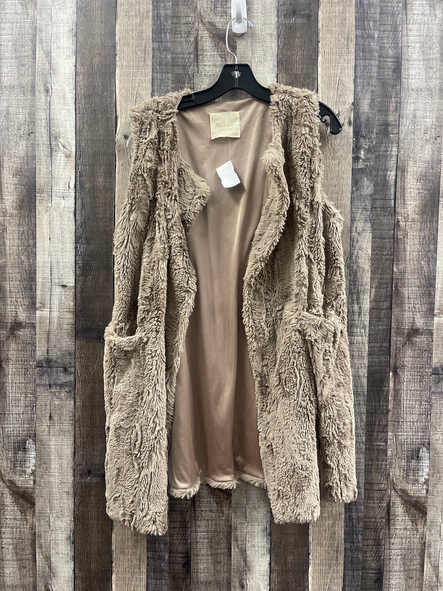 Vest Faux Fur & Sherpa By Altard State In Tan, Size: M