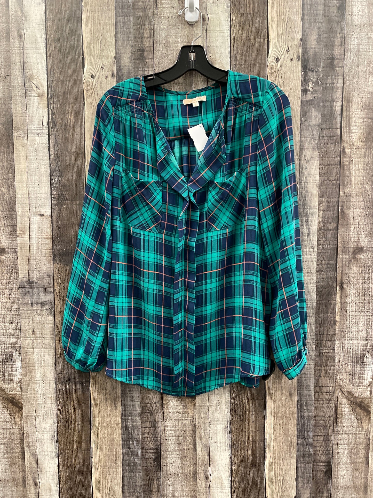 Top Long Sleeve By Skies Are Blue In Plaid Pattern, Size: M