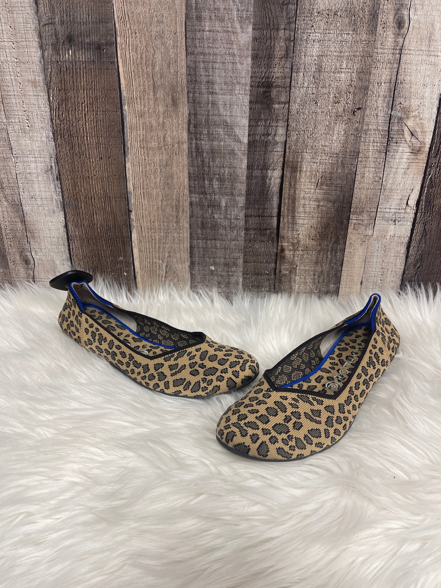 Shoes Luxury Designer By Rothys In Animal Print, Size: 10