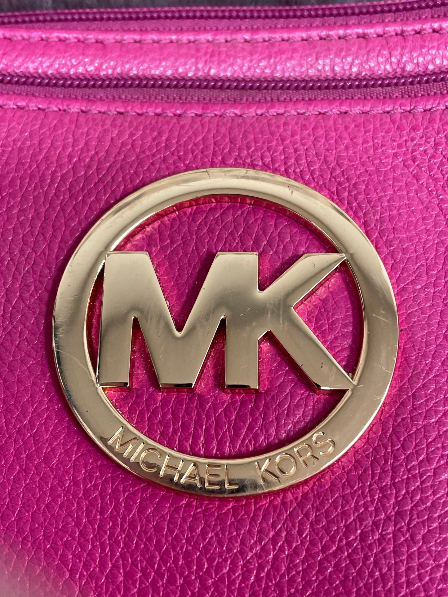 Crossbody Leather By Michael By Michael Kors, Size: Medium