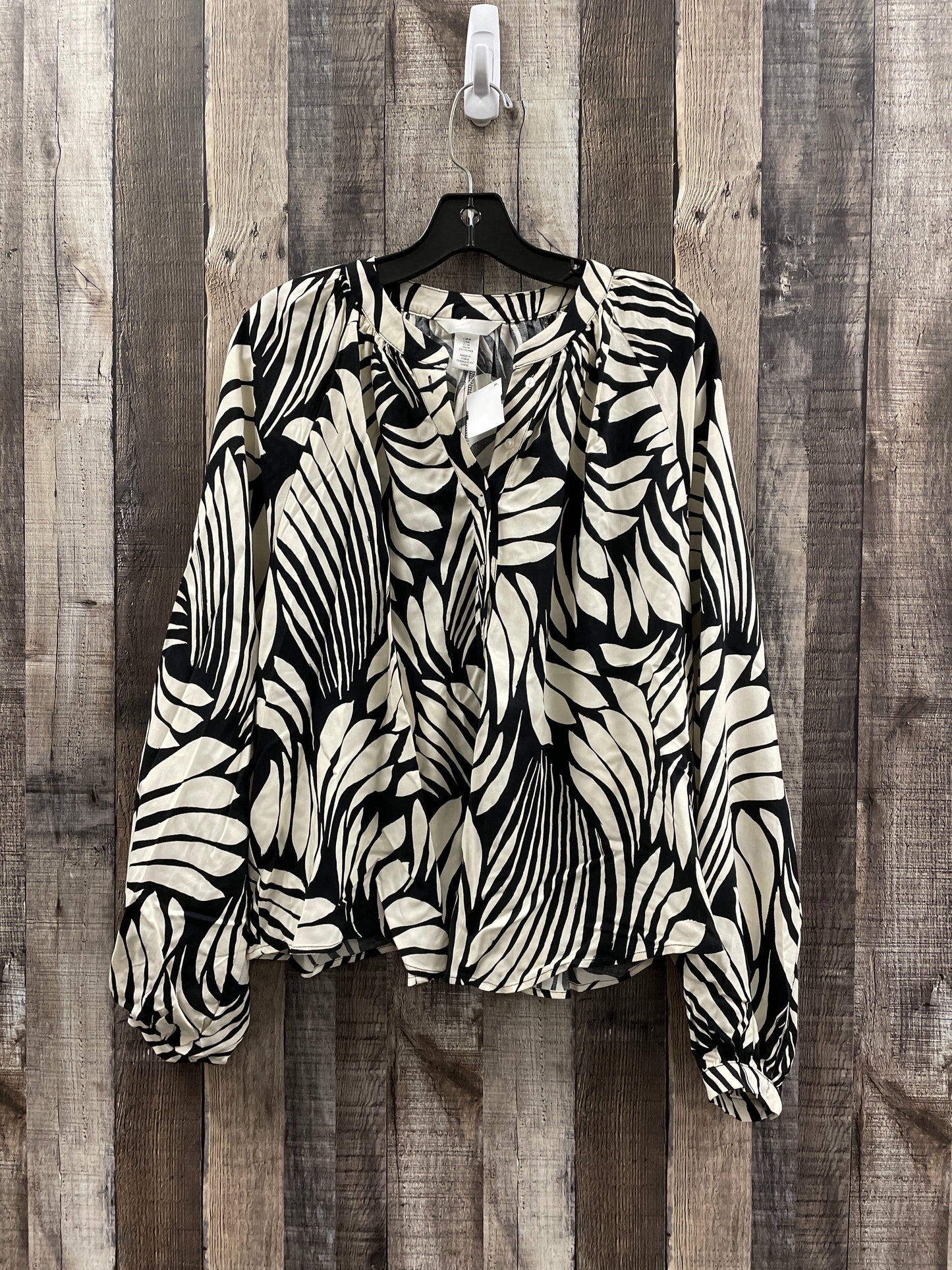 Top Long Sleeve By H&m In Zebra Print, Size: M