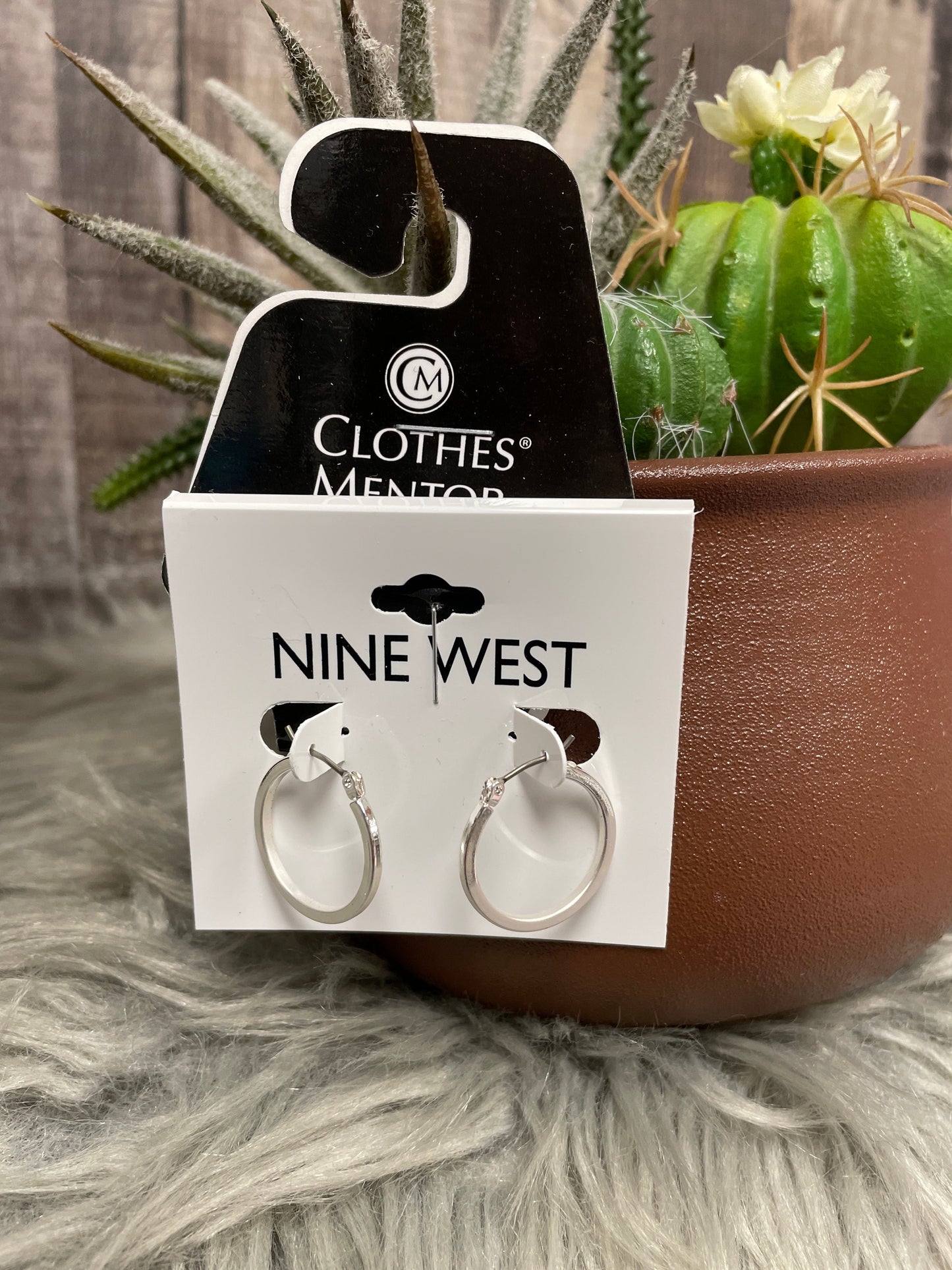 Earrings Hoop By Nine West