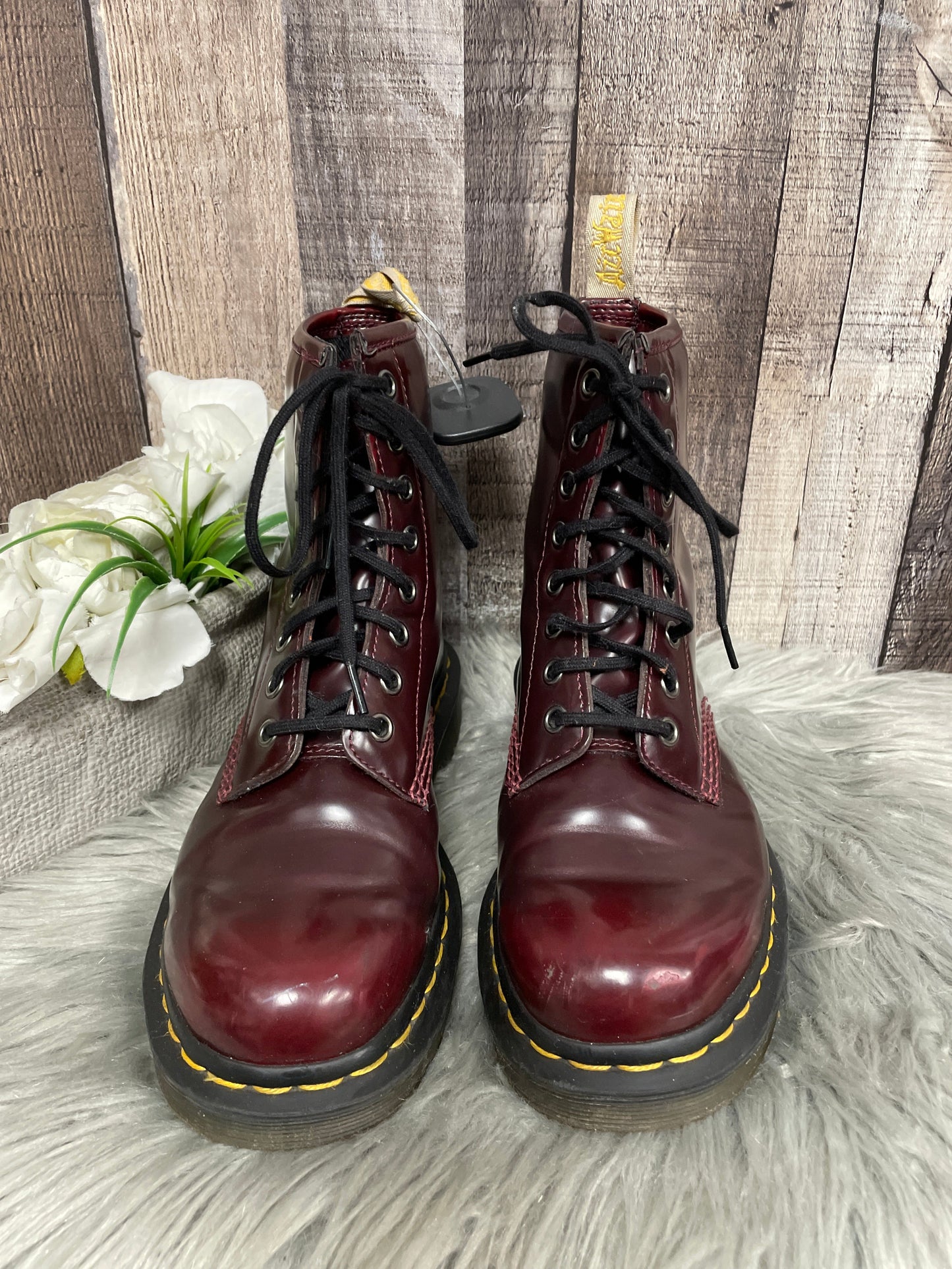 Boots Ankle Flats By Dr Martens In Red, Size: 6