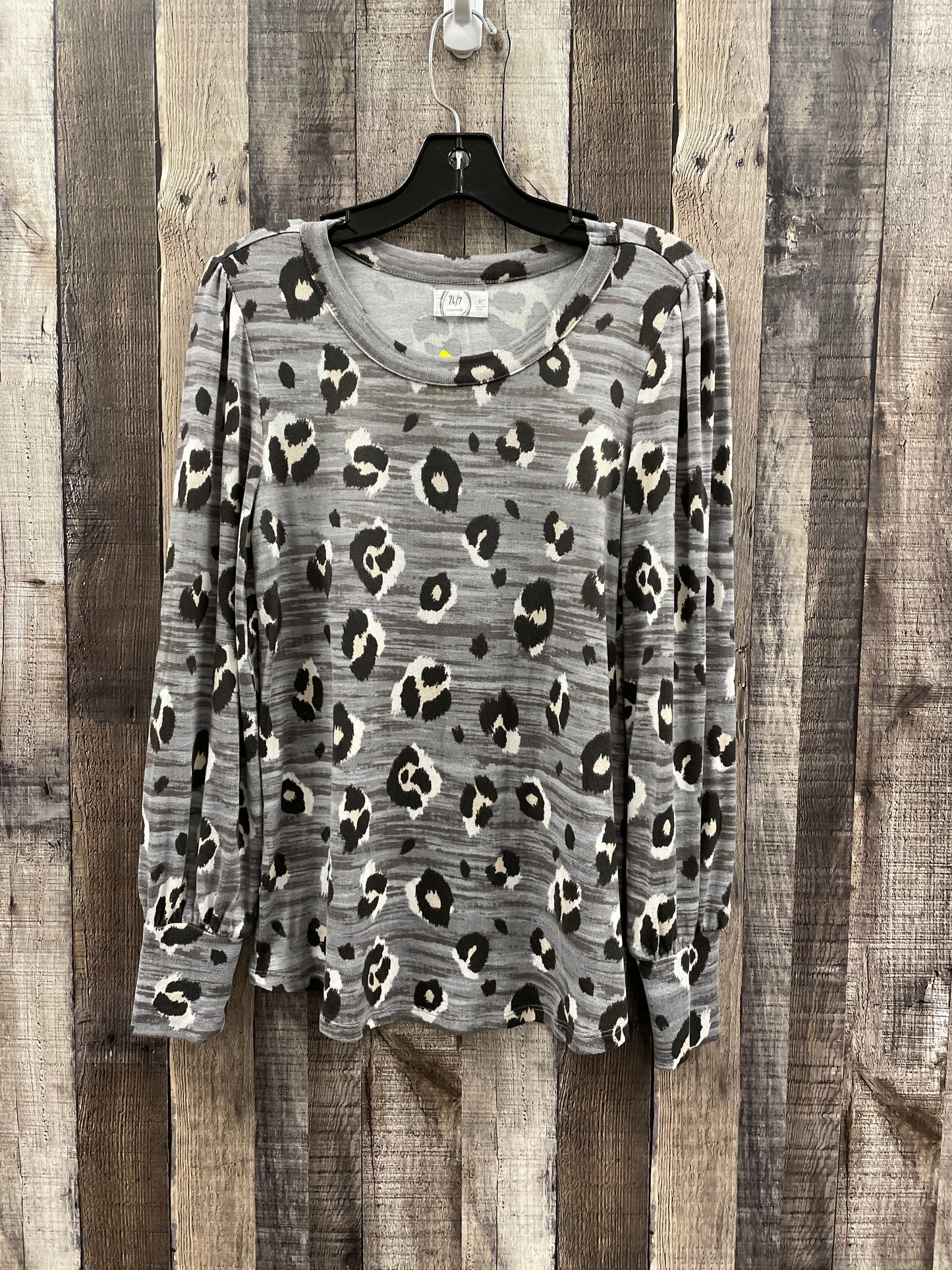 Tunic Long Sleeve By Tickled Teal In Animal Print, Size: S