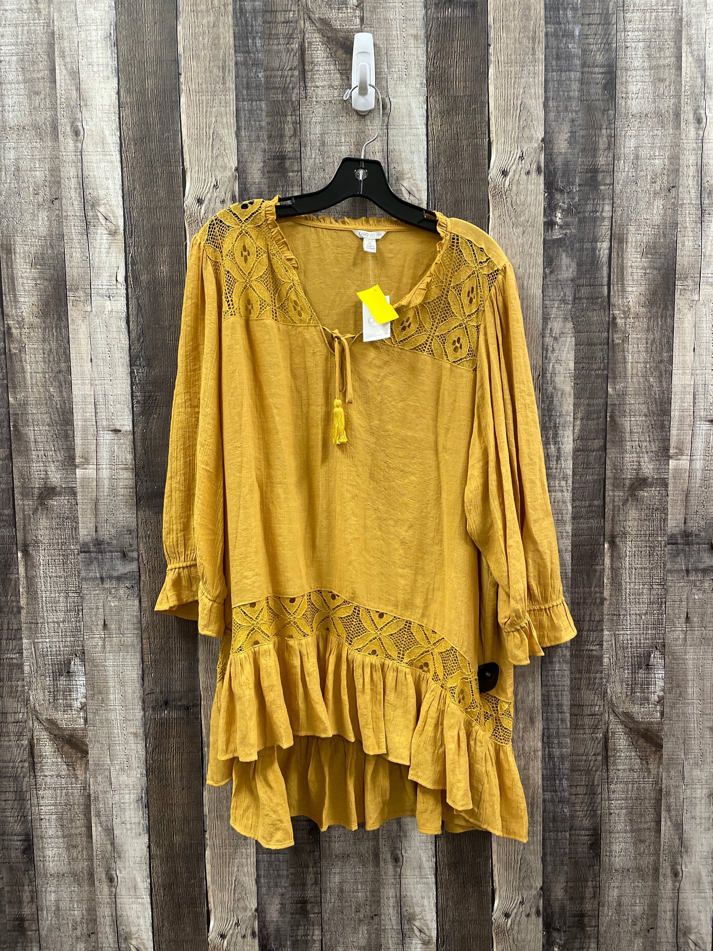 Tunic Long Sleeve By Cato In Gold, Size: Xl