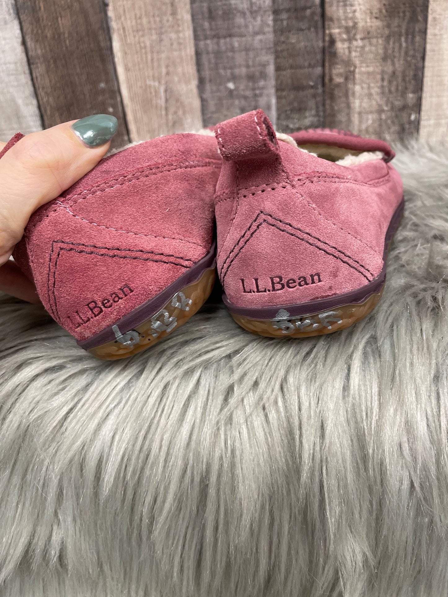 Shoes Flats By L.l. Bean In Pink, Size: 7