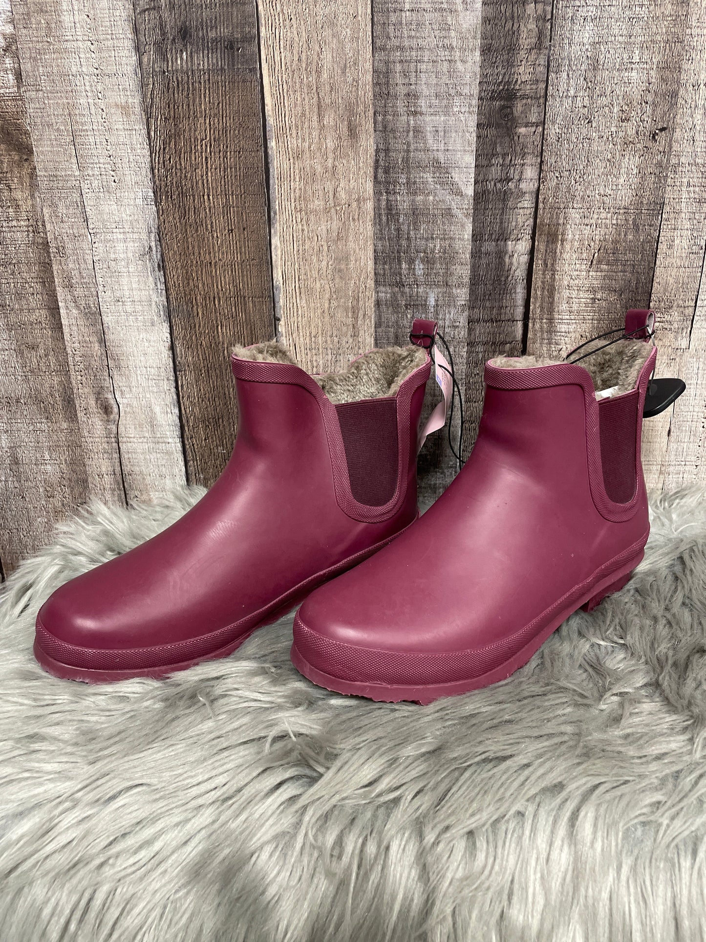 Boots Rain By Serra In Maroon, Size: 9