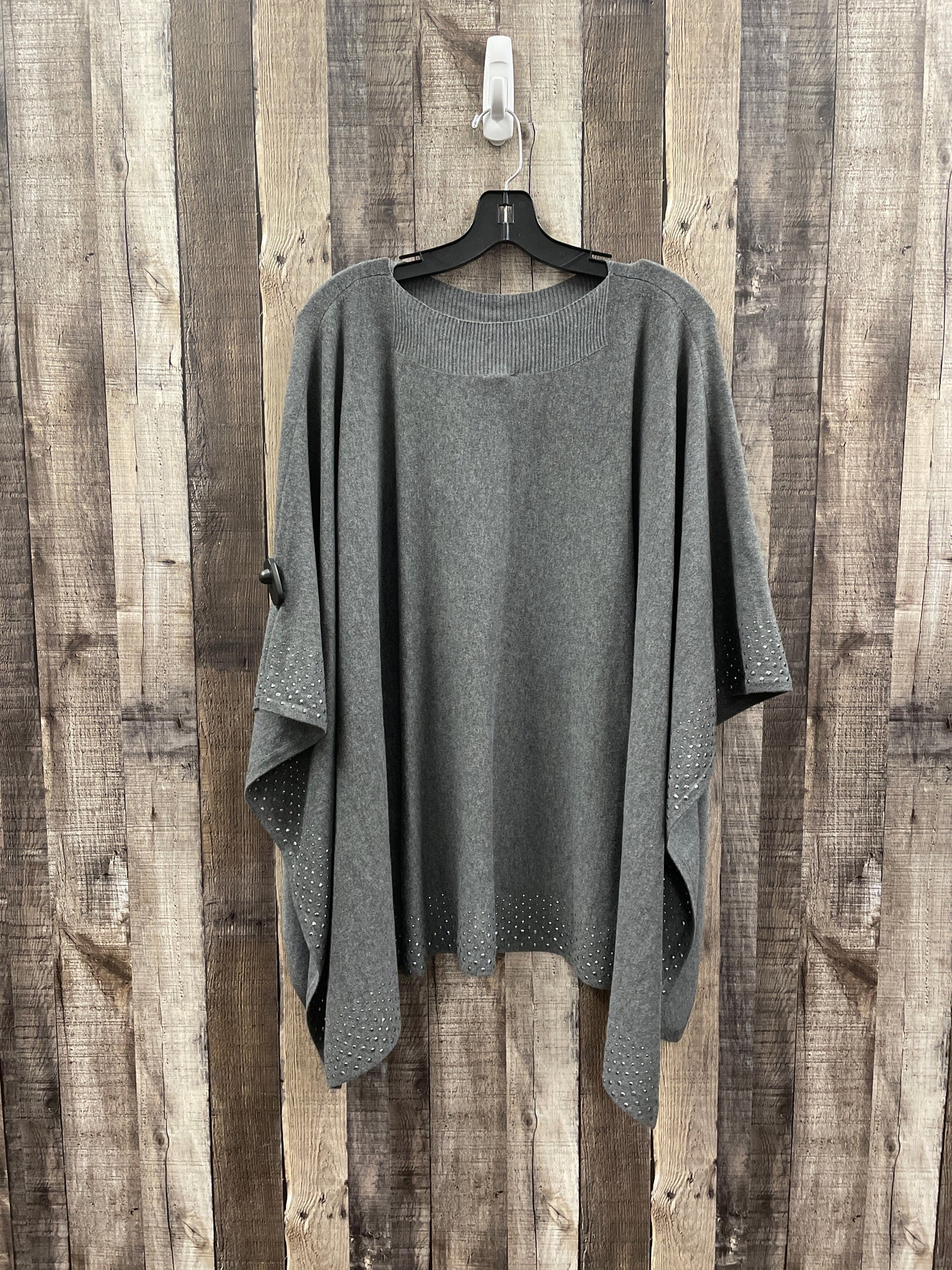 Poncho By Chicos In Grey, Size: L