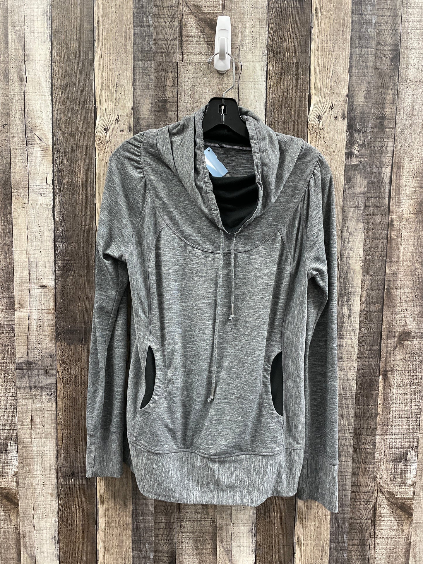 Athletic Top Long Sleeve Collar By Prana In Grey, Size: L