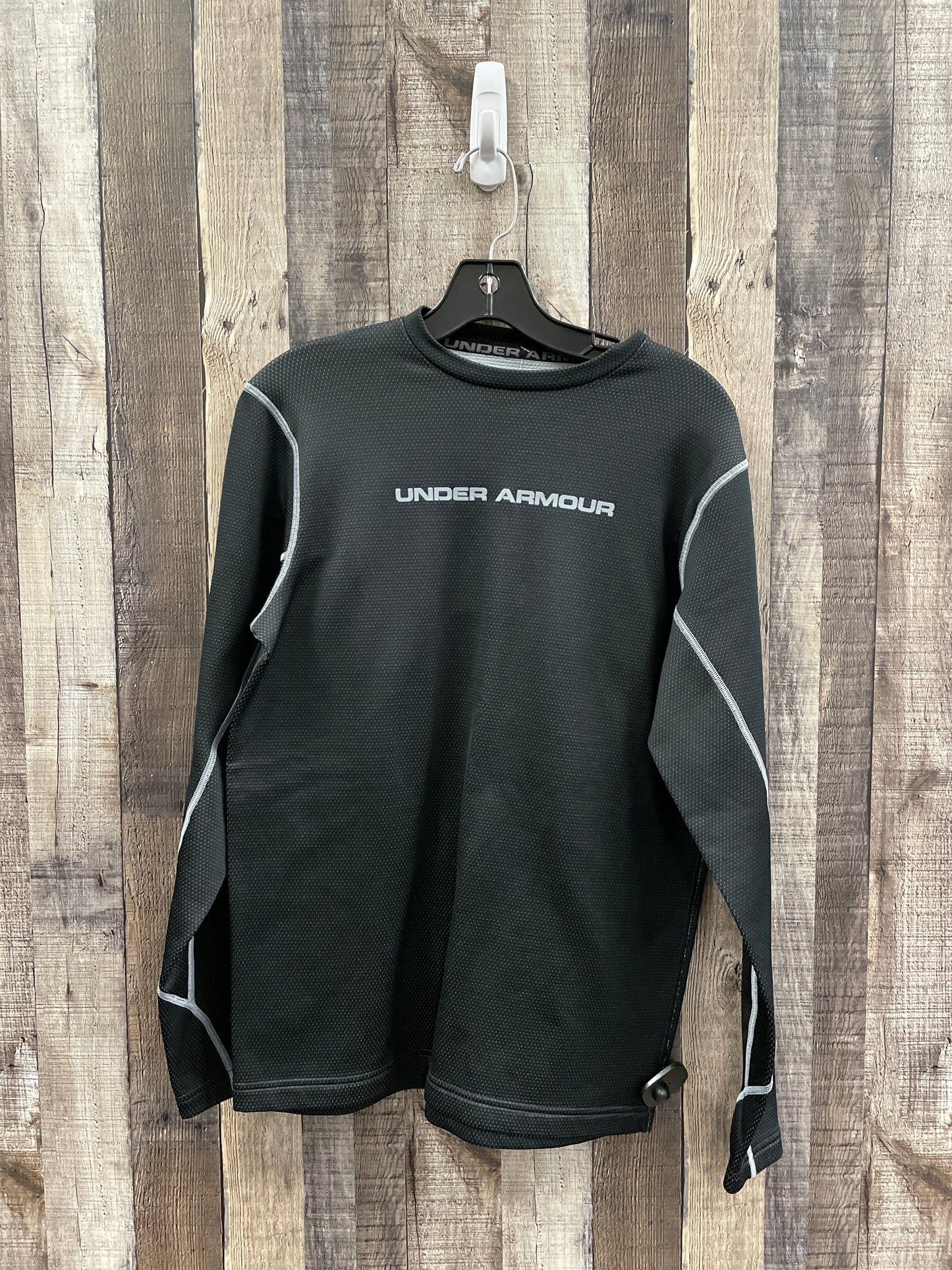 Athletic Top Long Sleeve Crewneck By Under Armour In Black, Size: M