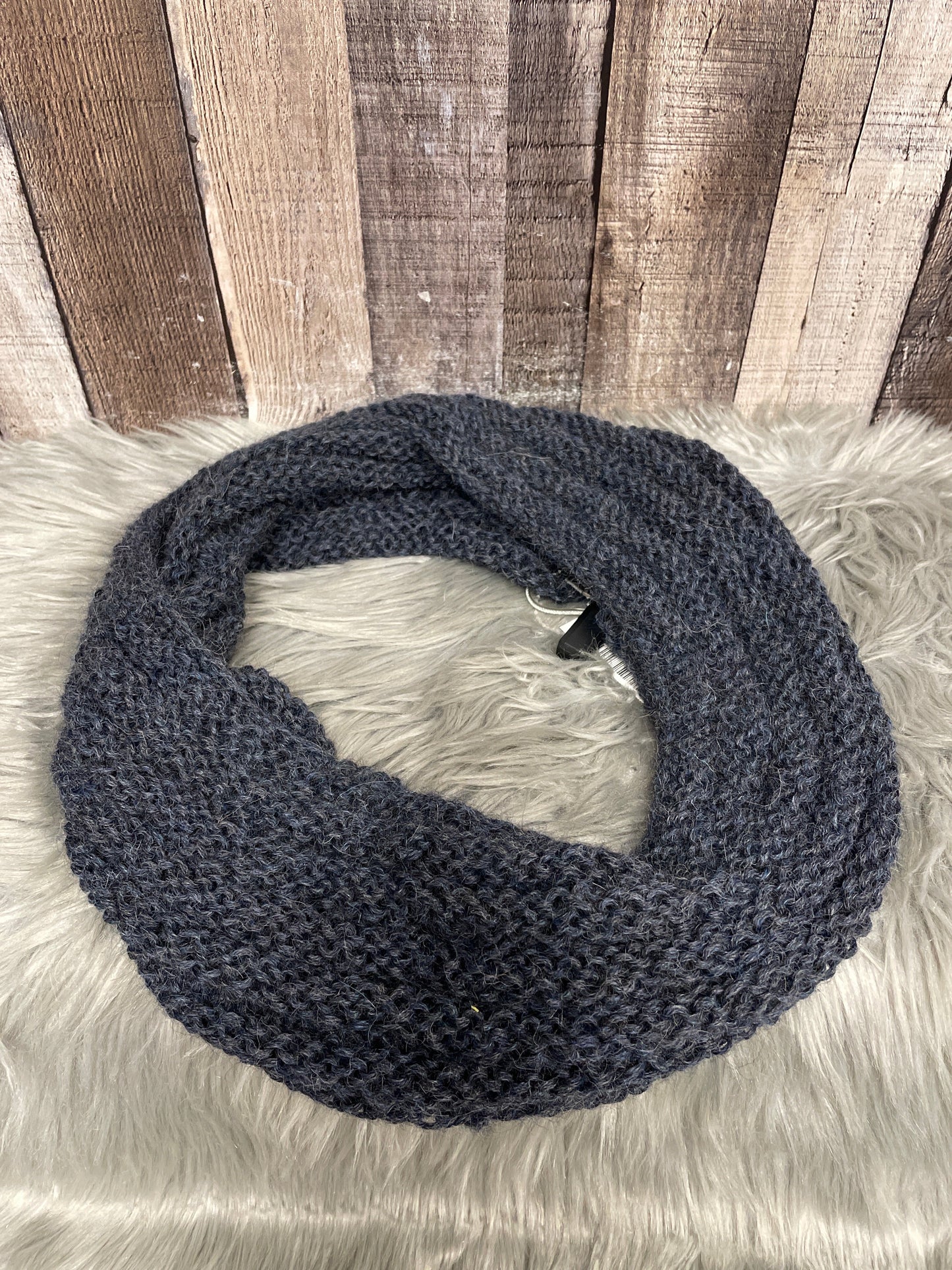 Scarf Infinity By Cmf