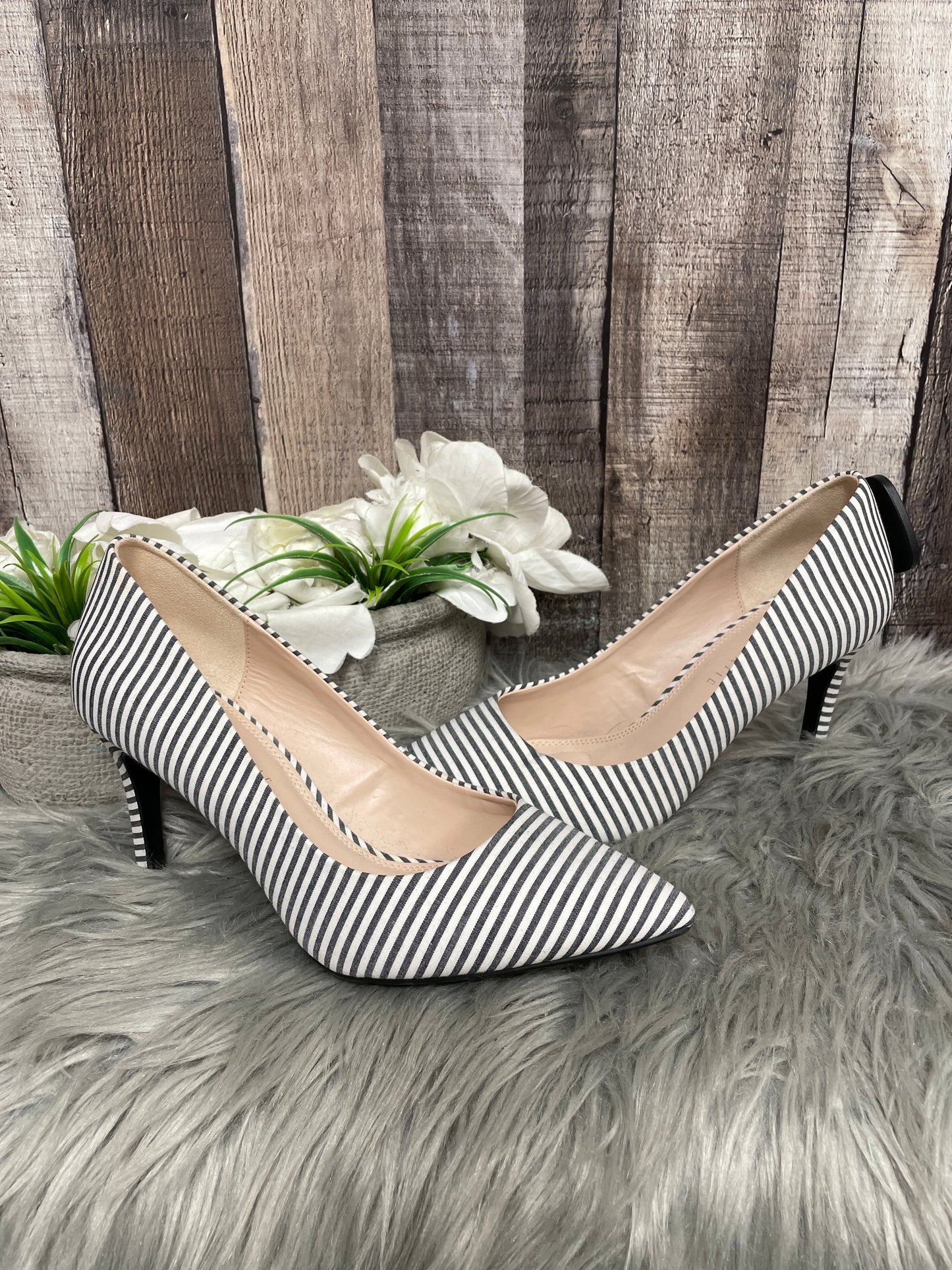 Shoes Heels Stiletto By Kelly And Katie In Striped Pattern, Size: 9