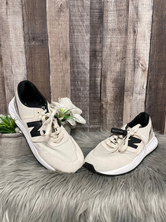 Shoes Sneakers By New Balance In Cream, Size: 10