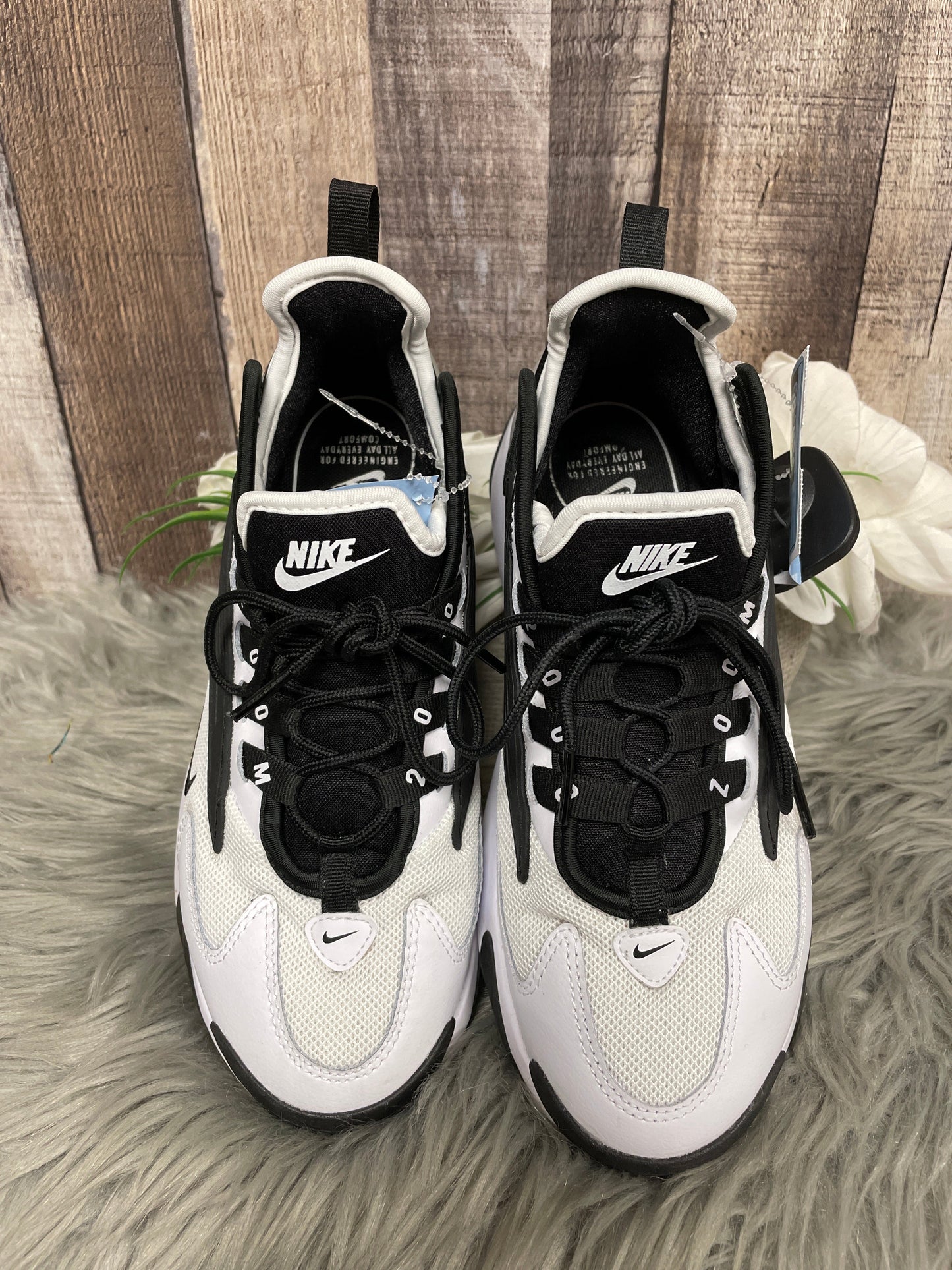 Shoes Athletic By Nike In Black, Size: 6.5