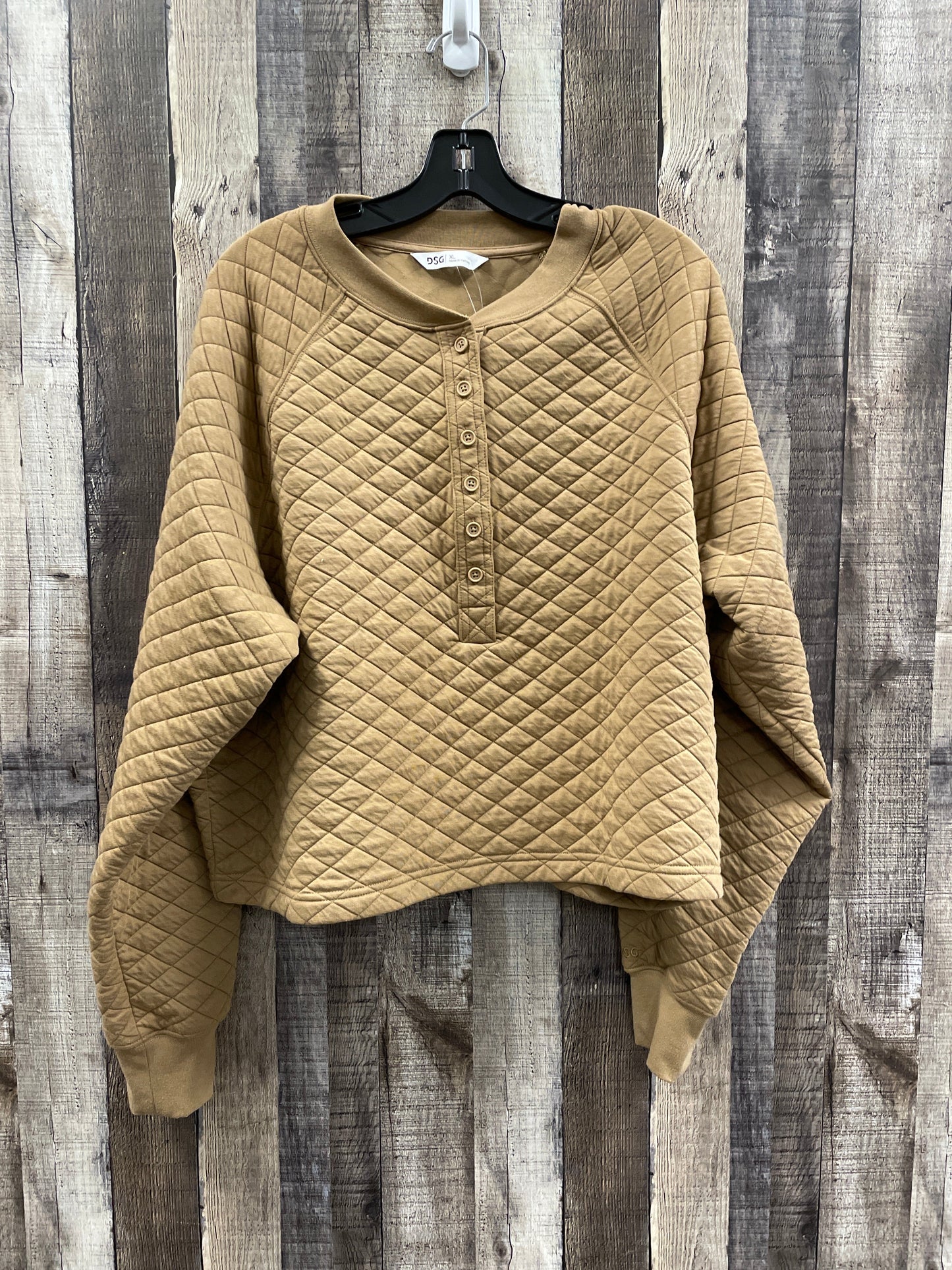 Top Long Sleeve By Dsg Outerwear In Tan, Size: Xl