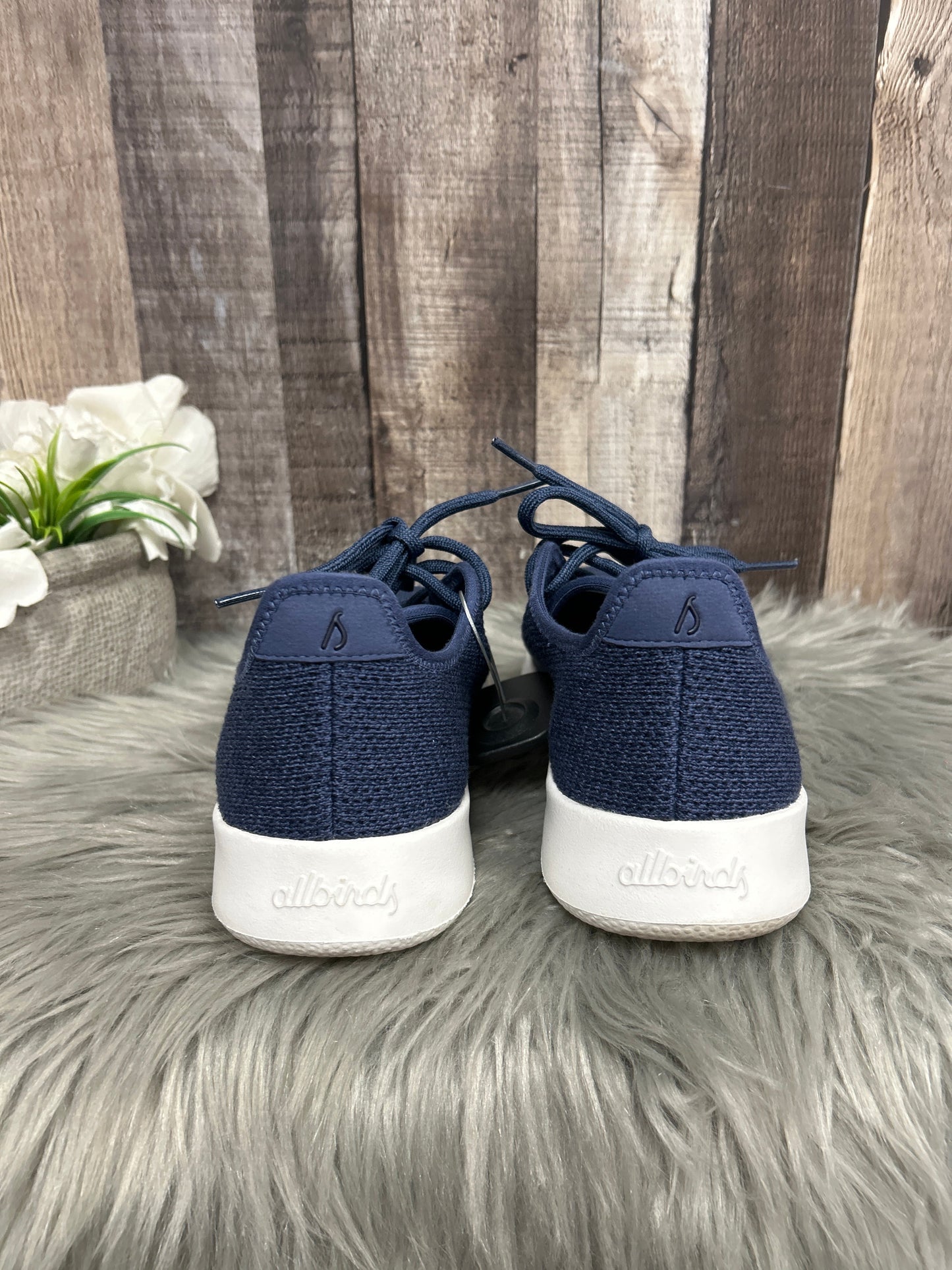 Shoes Sneakers By Allbirds In Navy, Size: 9