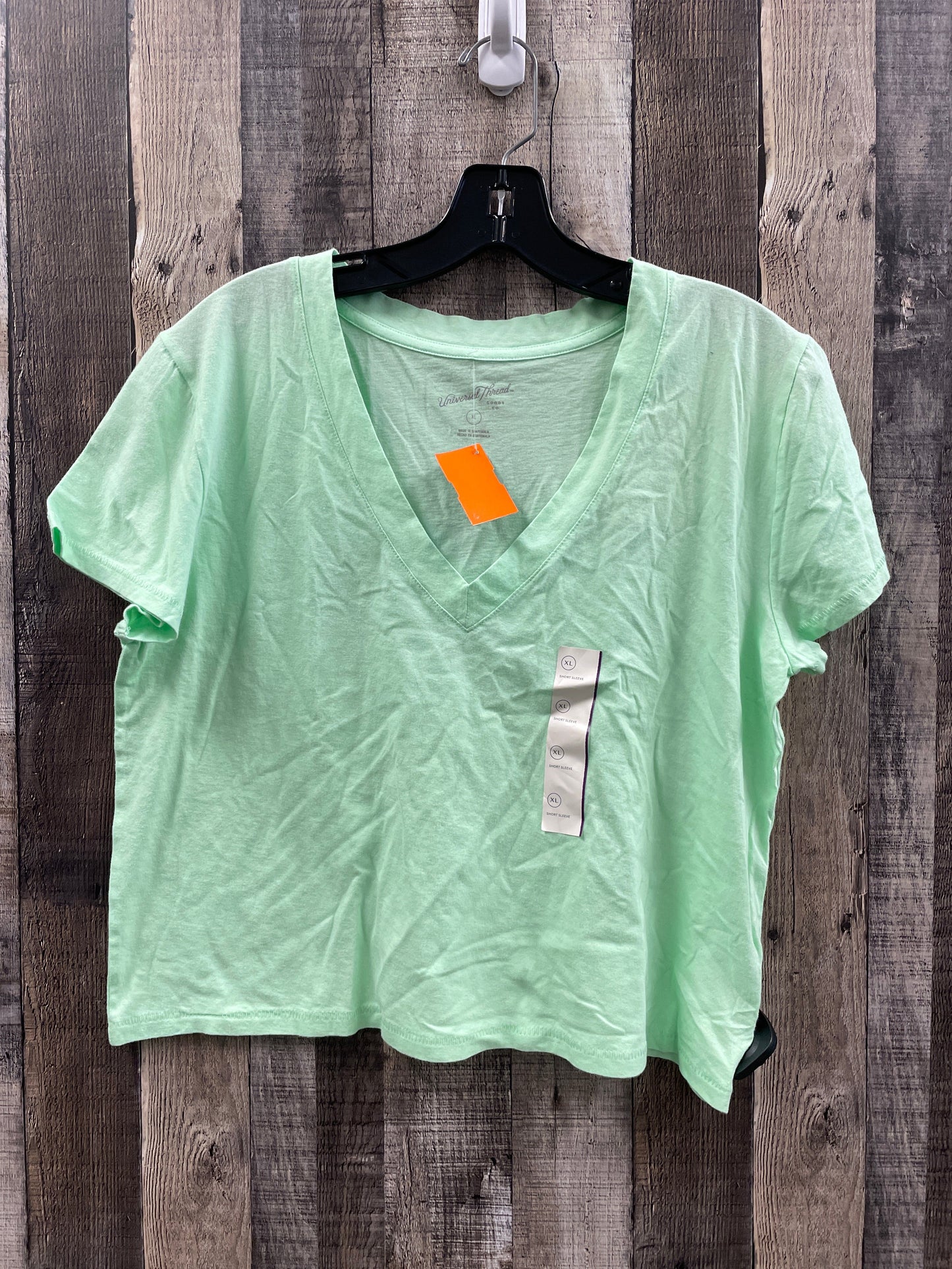 Top Short Sleeve By Universal Thread In Green, Size: Xl