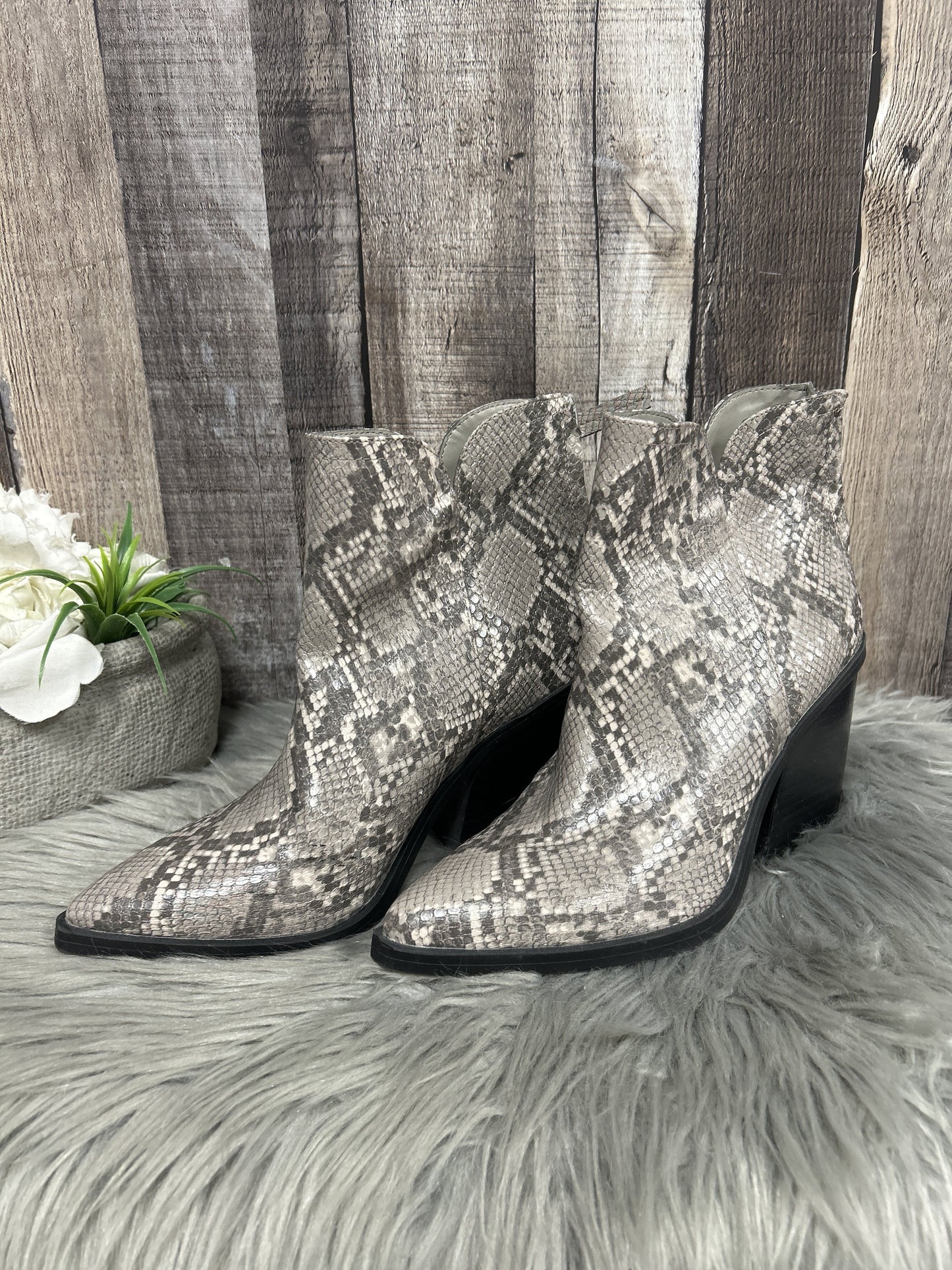 Boots Ankle Heels By 14th And Union  Size: 7