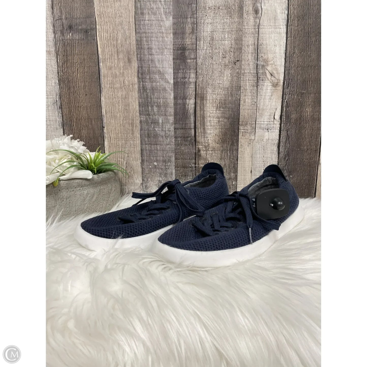 Shoes Athletic By Allbirds In Navy, Size: 10