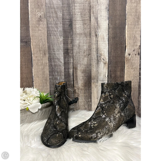 Boots Ankle Heels By Vionic In Snakeskin Print, Size: 8