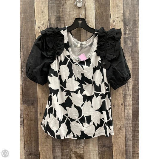 Top Short Sleeve By Cato In Black & White, Size: M