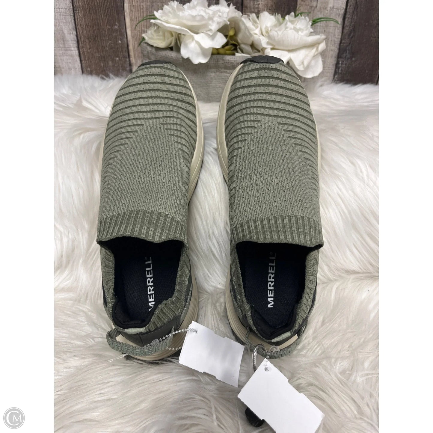 Shoes Sneakers By Merrell In Green, Size: 10