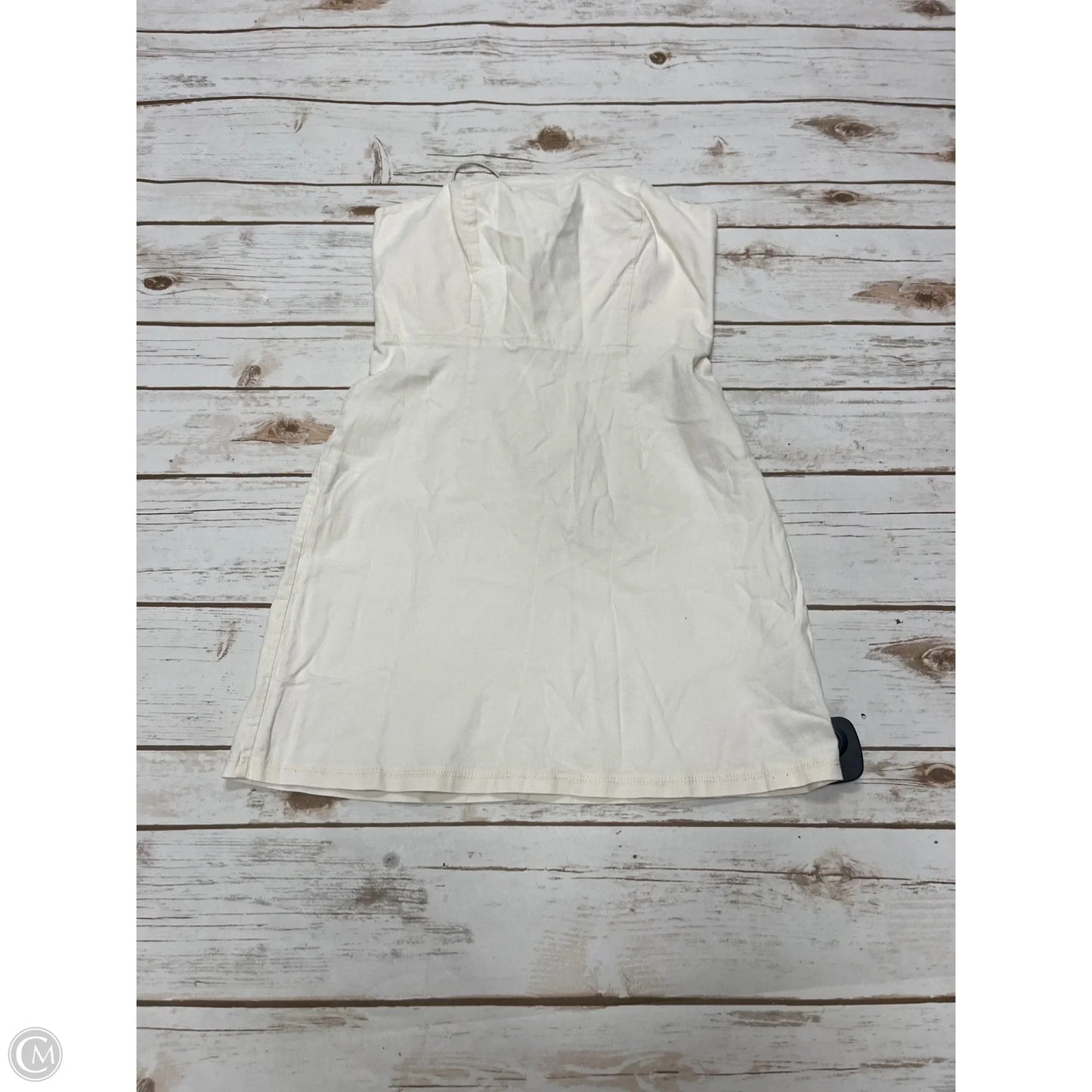 Dress Casual Short By Urban Outfitters In Ivory, Size: S