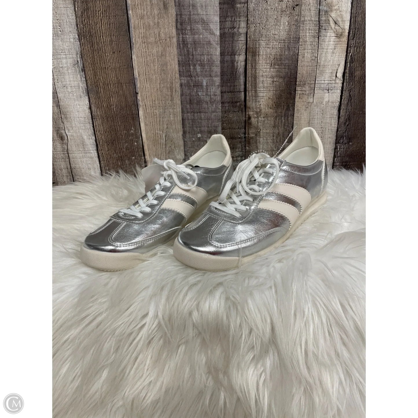 Shoes Sneakers By Madden Girl In Silver, Size: 9.5